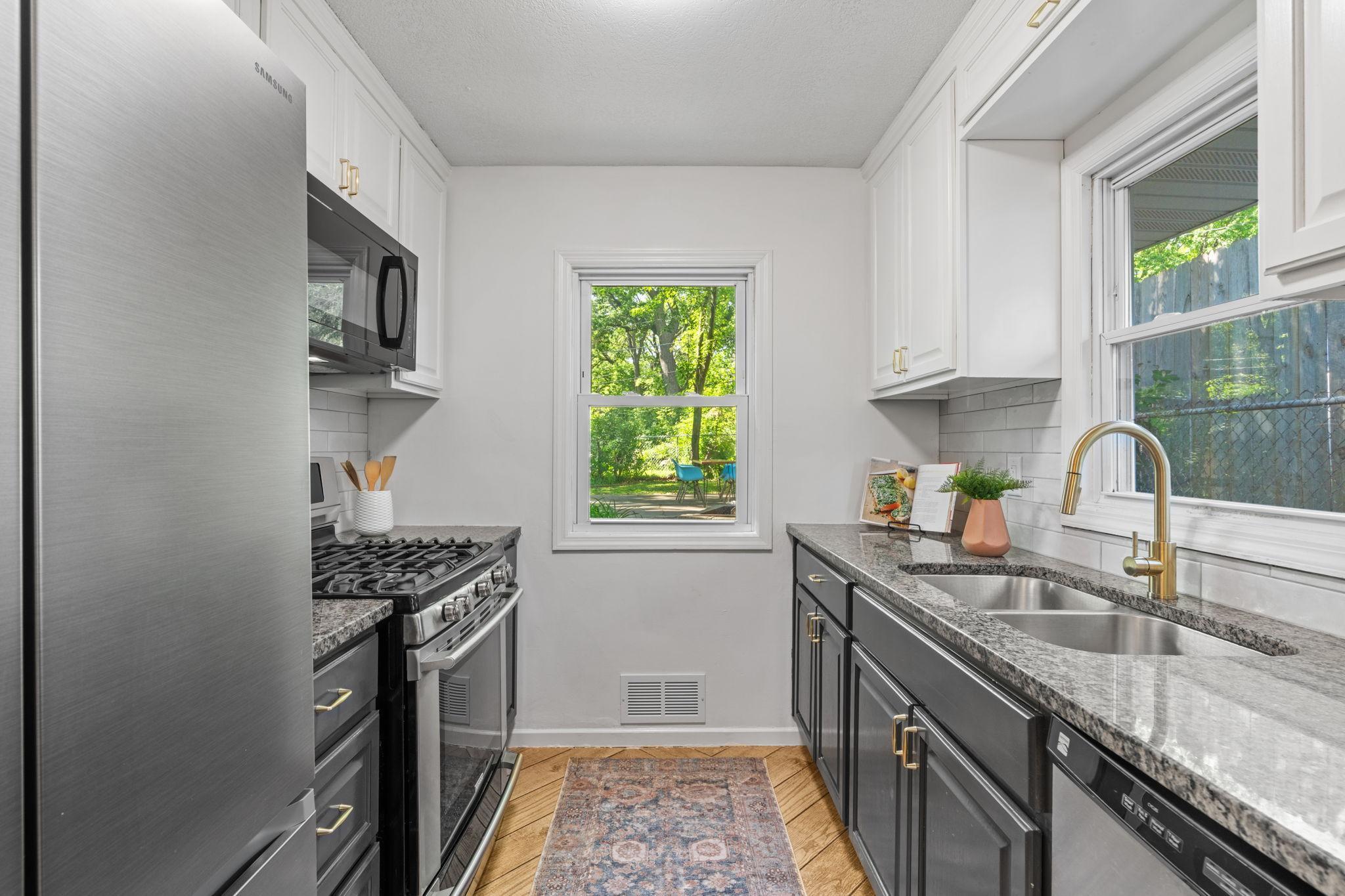 View of Residential at 510 Wyoming Street, Saint Paul MN 55107, Saint Paul (5 of 35) - Mike Wilen | Minnesota Team Real Estate