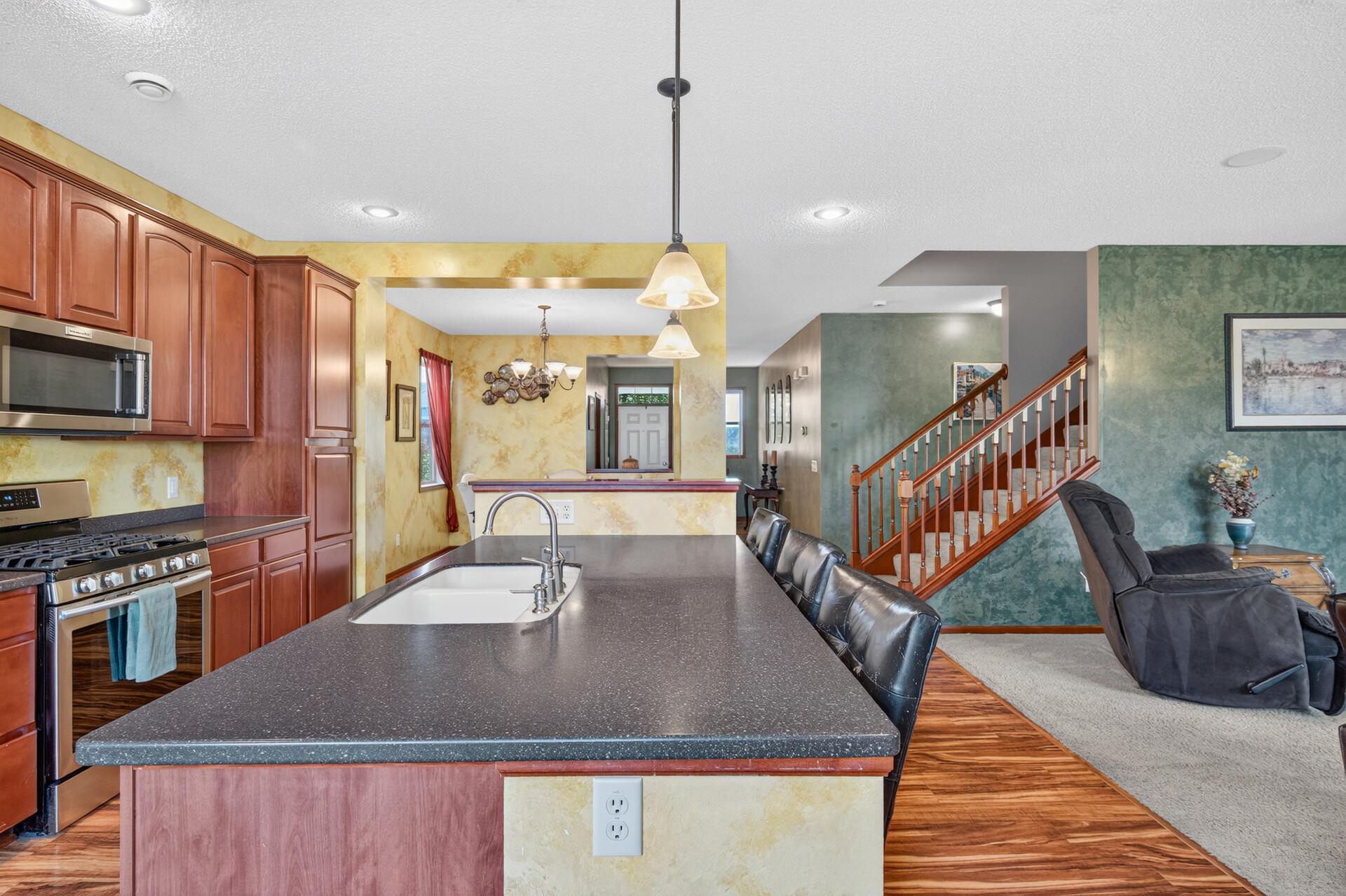 View of Residential at 1779 Fescue Court, Shakopee MN 55379, Shakopee (11 of 49) - Mike Wilen | Minnesota Team Real Estate