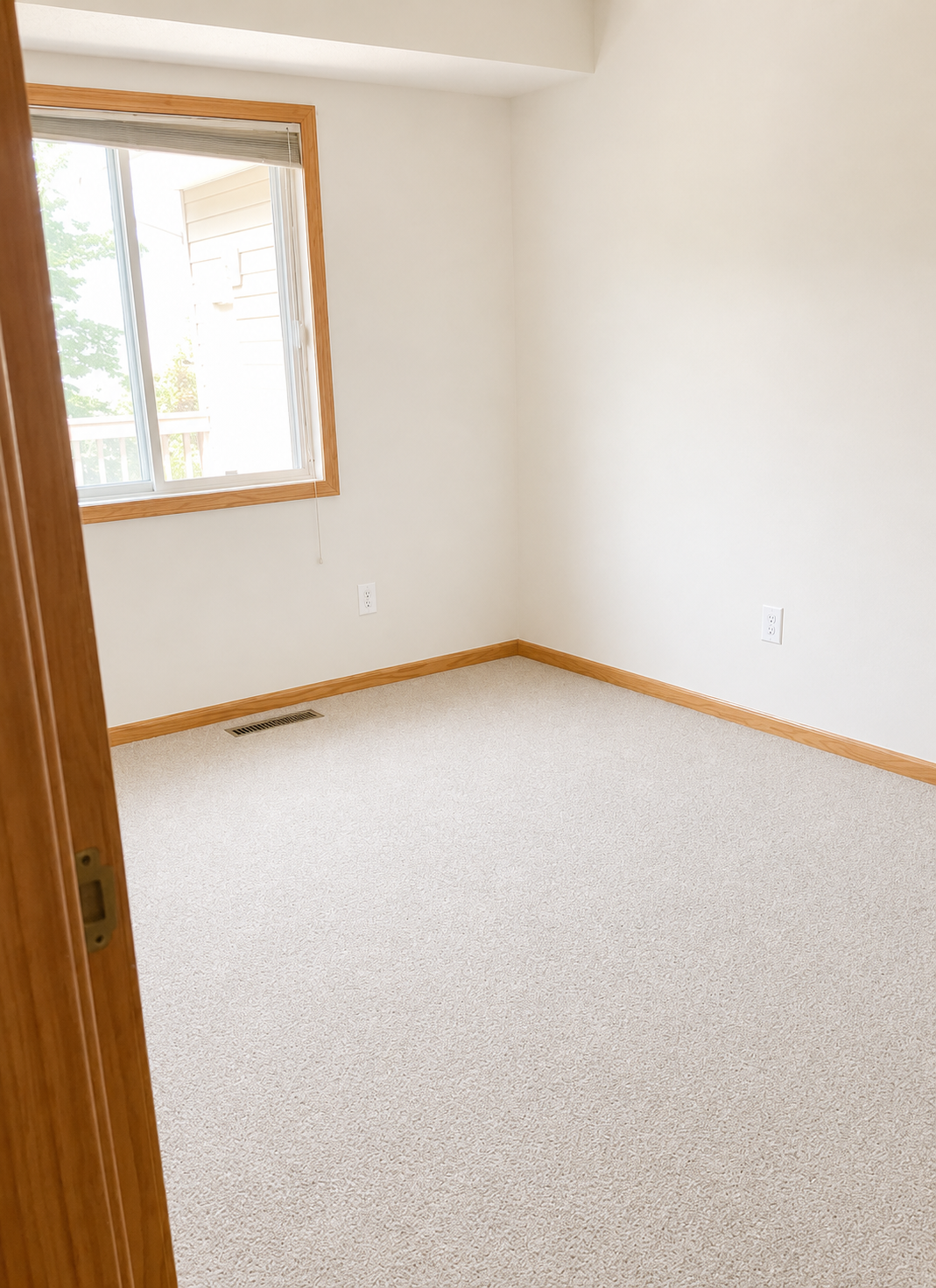 View of Residential at 12881 Glen Way, Apple Valley MN 55124, Apple Valley (14 of 22) - Mike Wilen | Minnesota Team Real Estate