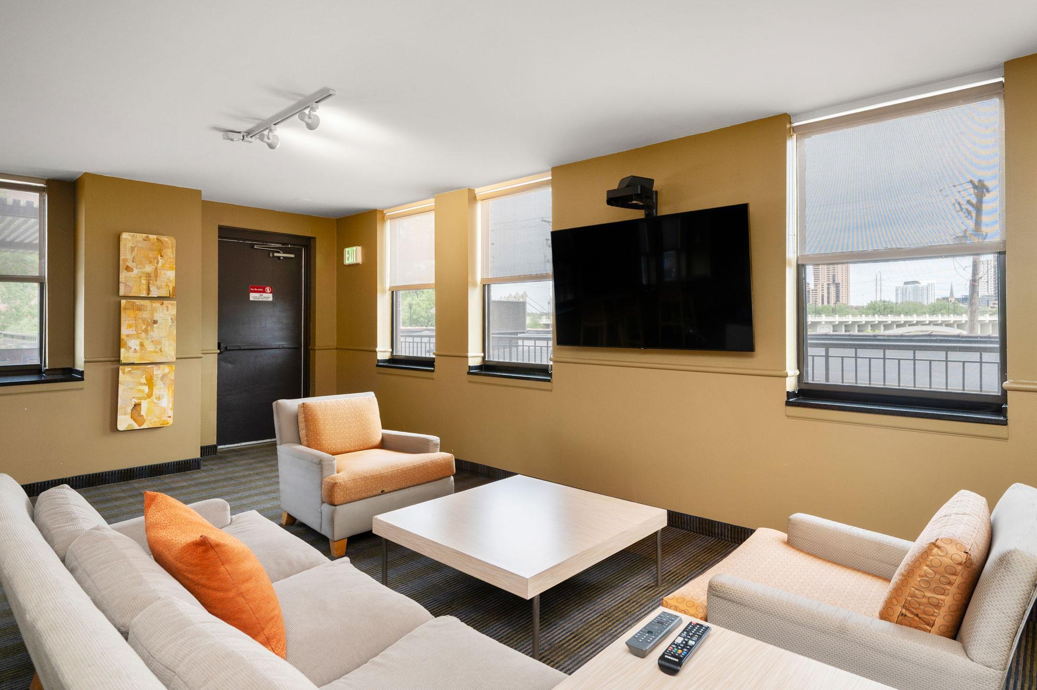 View of Residential at 401 1ST Street #117, Minneapolis MN 55401, Minneapolis (27 of 44) - Mike Wilen | Minnesota Team Real Estate
