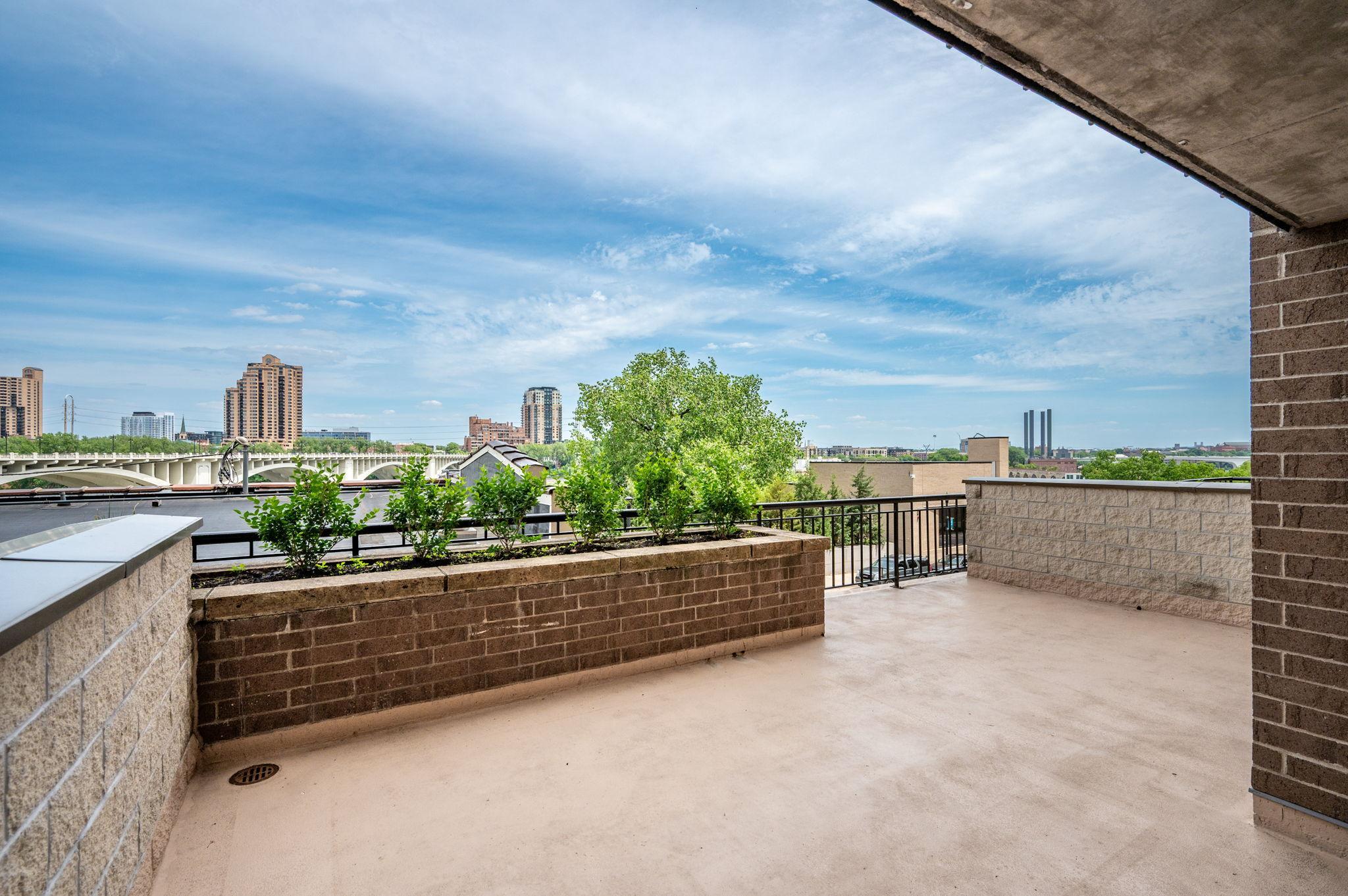 View of Residential at 401 1ST Street #117, Minneapolis MN 55401, Minneapolis (3 of 44) - Mike Wilen | Minnesota Team Real Estate