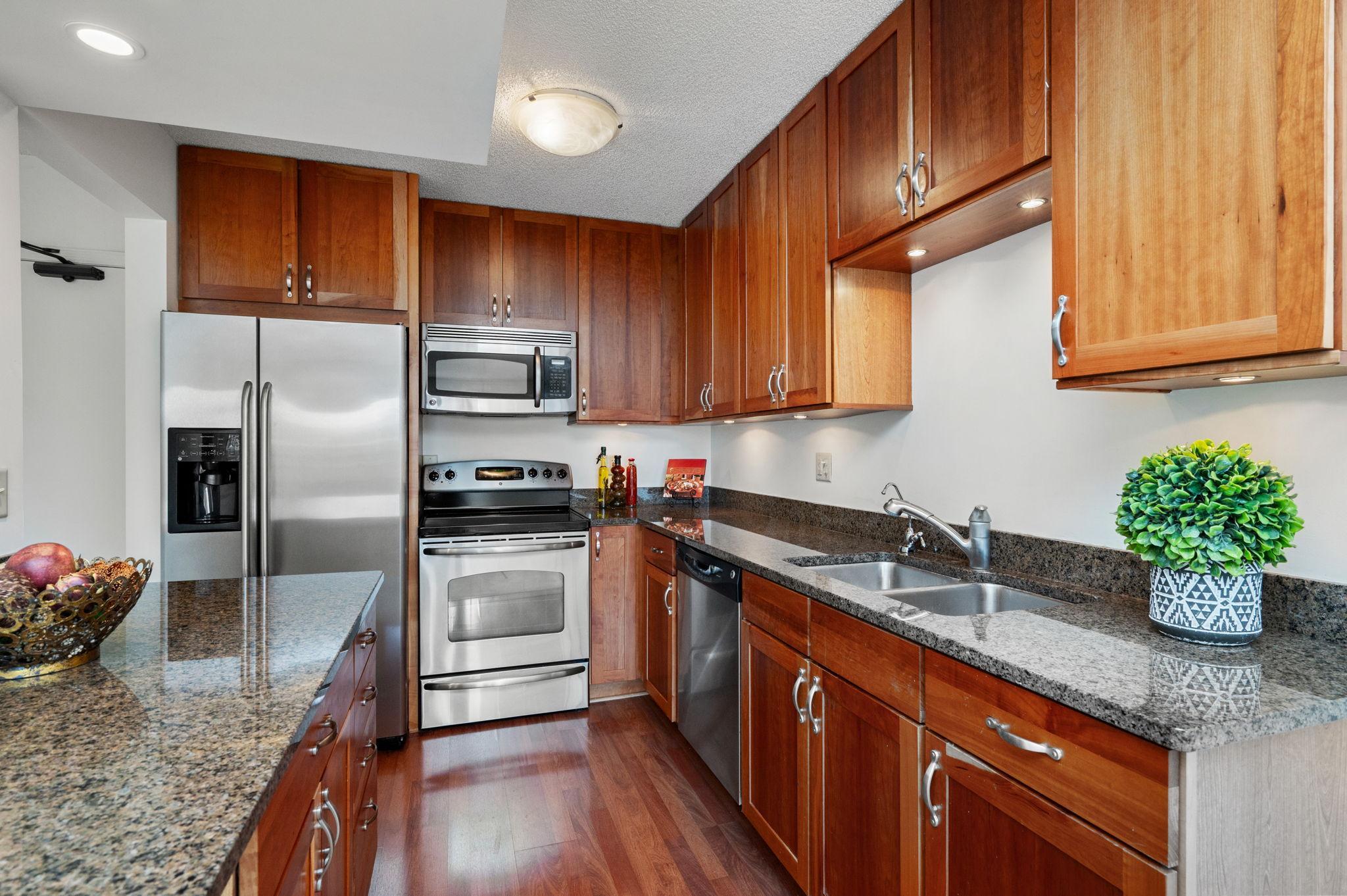 View of Residential at 401 1ST Street #117, Minneapolis MN 55401, Minneapolis (9 of 44) - Mike Wilen | Minnesota Team Real Estate