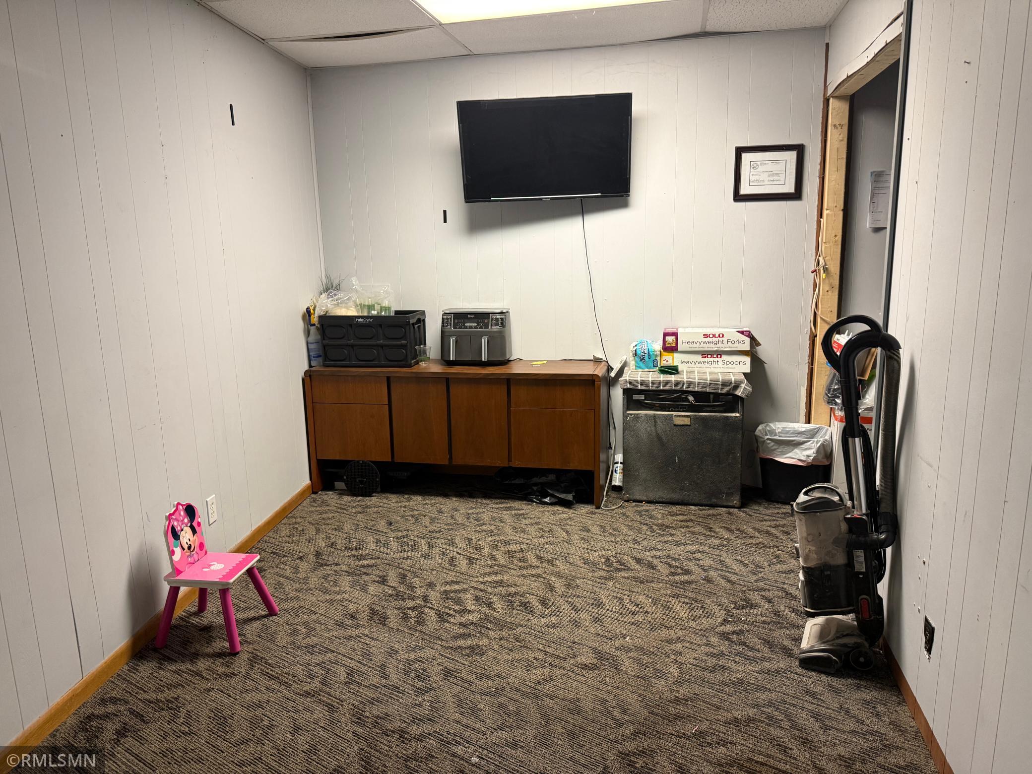 View of Commercial Sale at 1714 Hennepin Avenue, Minneapolis MN 55414, Minneapolis (7 of 13) - Mike Wilen | Minnesota Team Real Estate