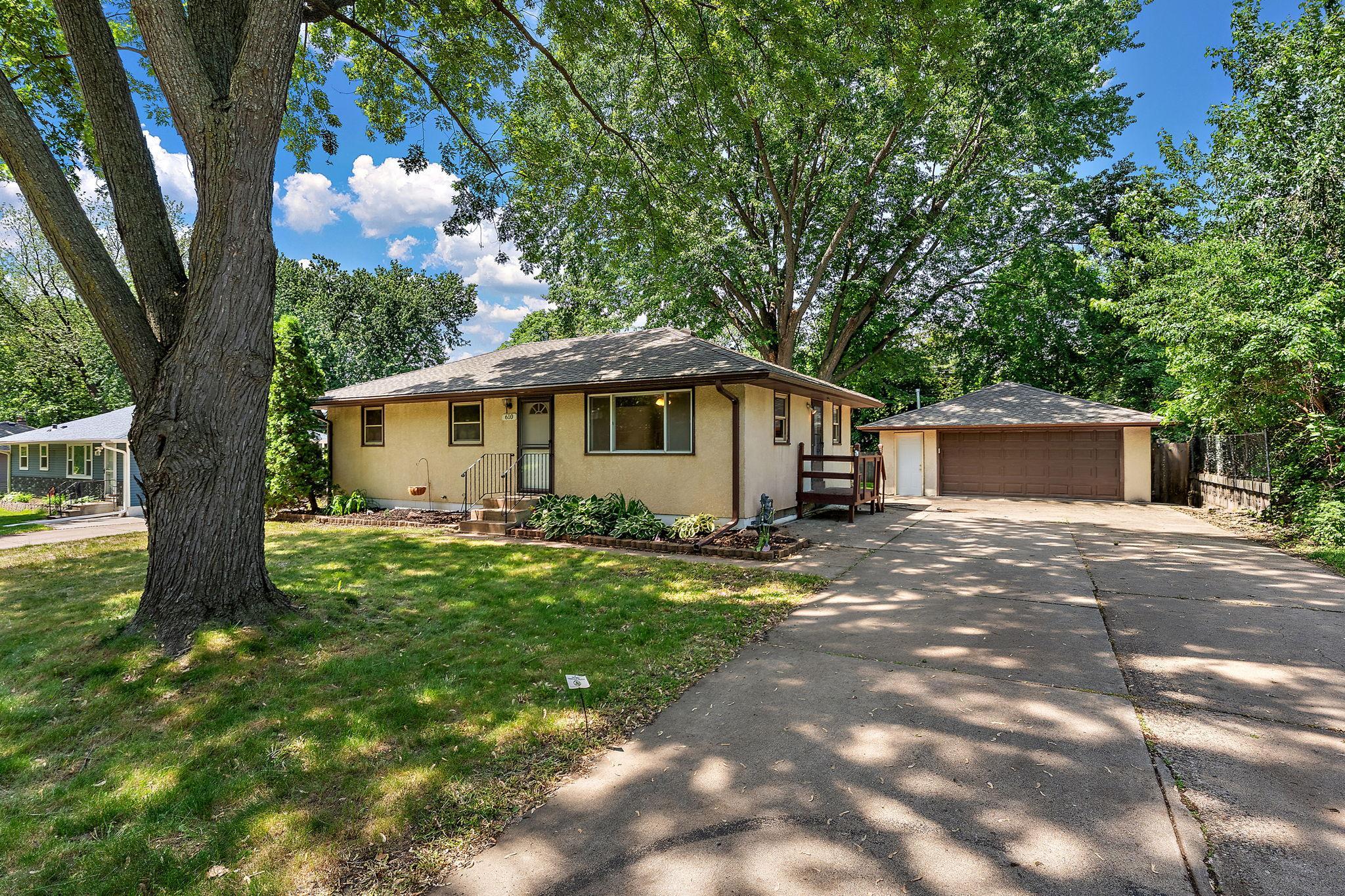 View of Residential at 610 Grange Avenue, Oakdale MN 55128, Oakdale (2 of 33) - Mike Wilen | Minnesota Team Real Estate
