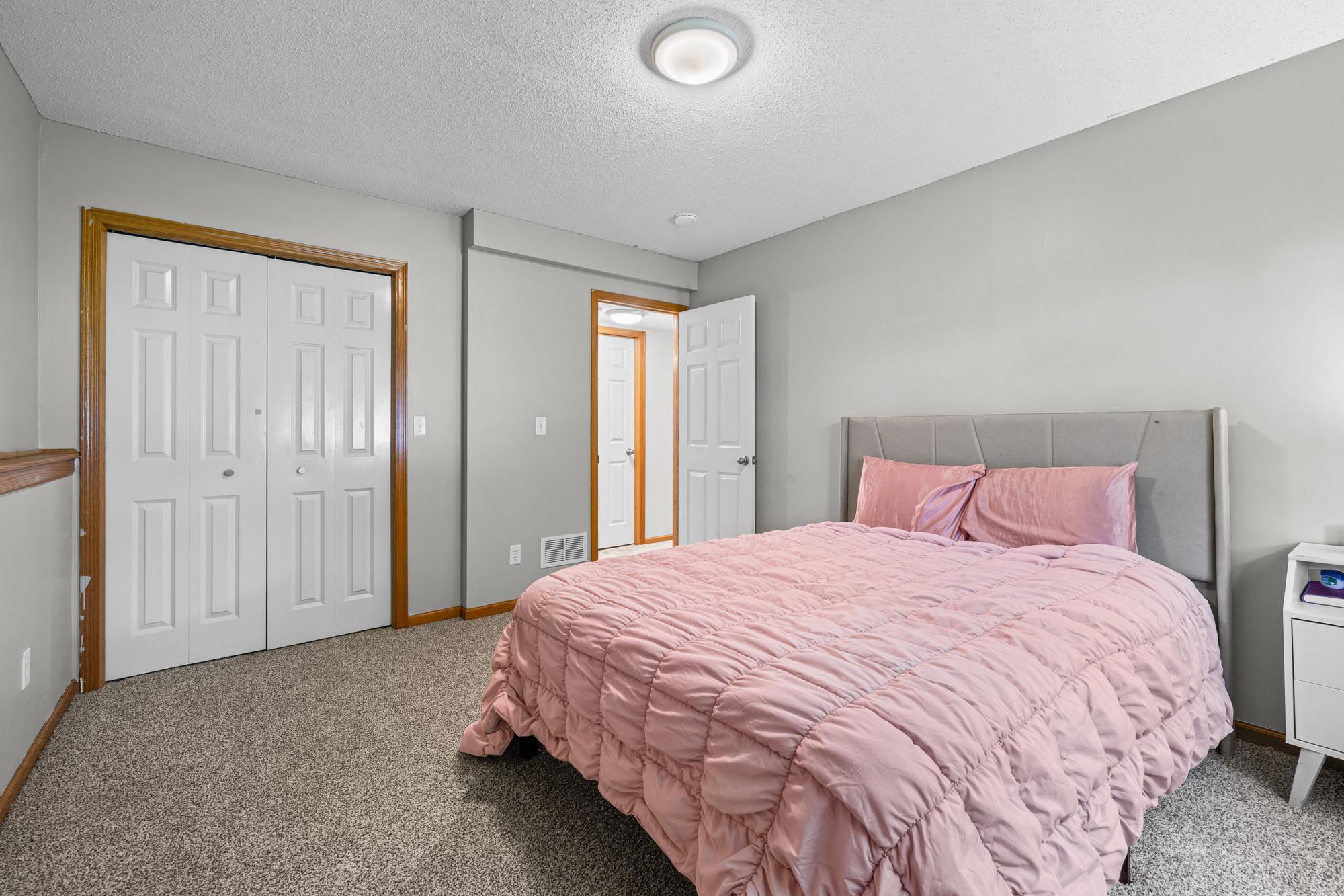 View of Residential at 2044 Pheasant Run Street, Shakopee MN 55379, Shakopee (12 of 20) - Mike Wilen | Minnesota Team Real Estate
