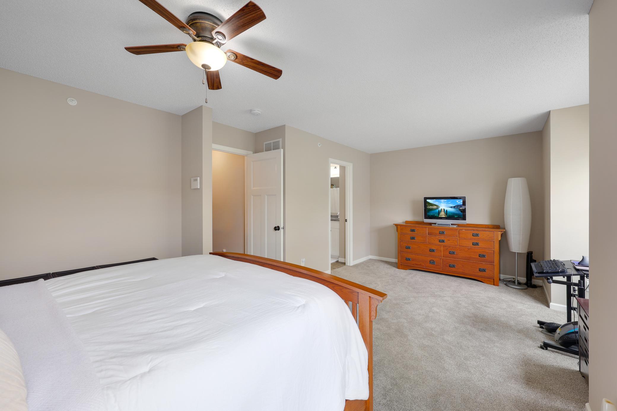 View of Residential at 11330 Sandcastle Drive #C, Woodbury MN 55129, Woodbury (14 of 34) - Mike Wilen | Minnesota Team Real Estate