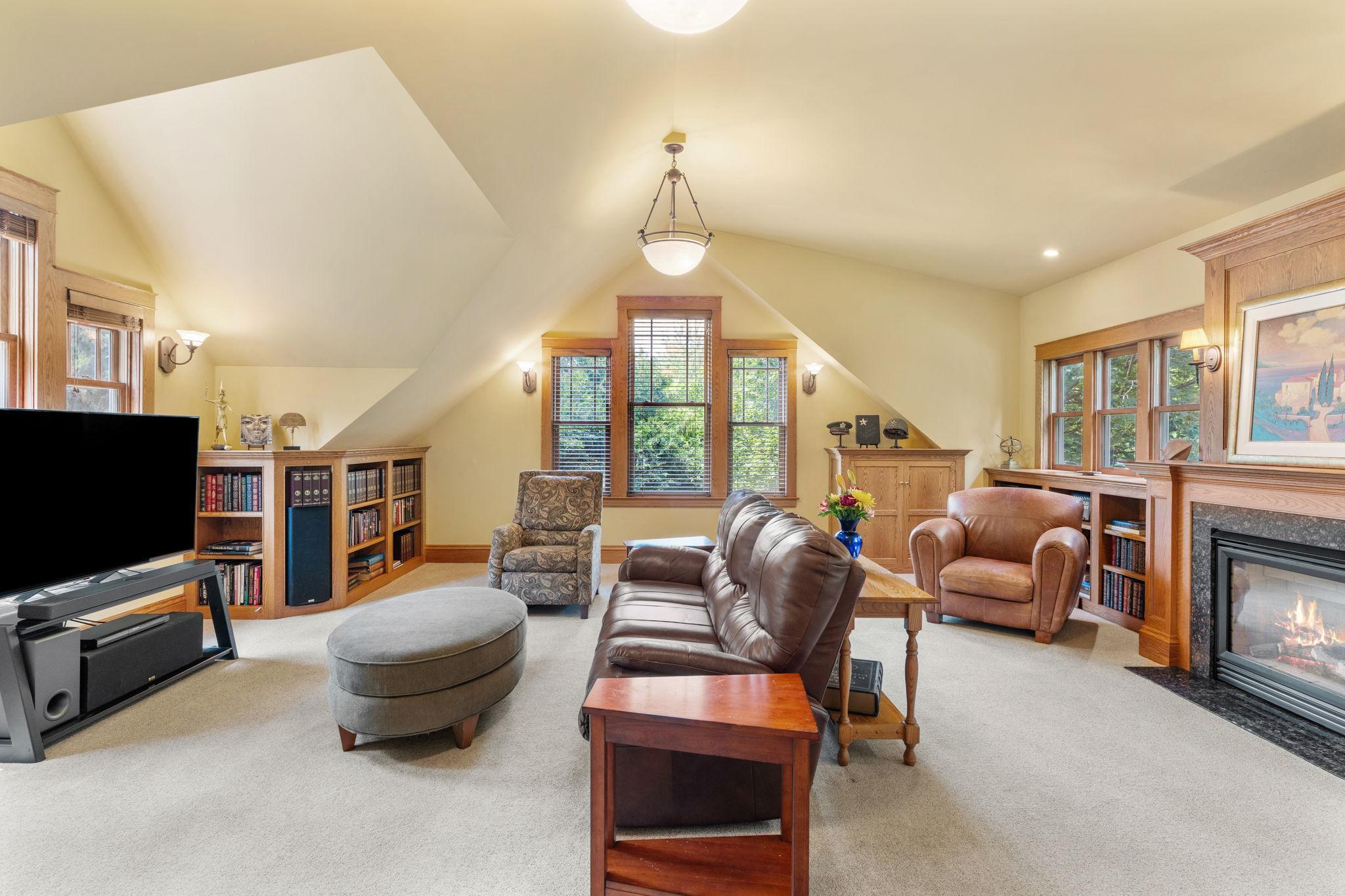 View of Residential at 607 Ivy Falls Avenue, Mendota Heights MN 55118, Mendota Heights (36 of 65) - Mike Wilen | Minnesota Team Real Estate