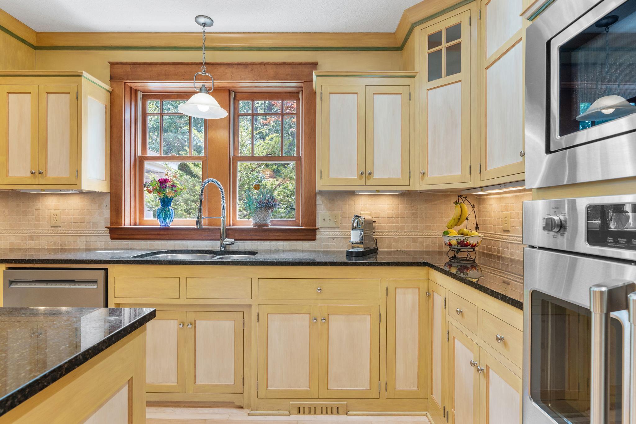 View of Residential at 607 Ivy Falls Avenue, Mendota Heights MN 55118, Mendota Heights (29 of 65) - Mike Wilen | Minnesota Team Real Estate