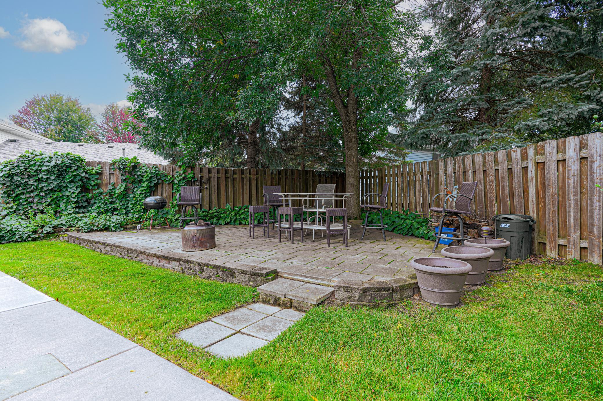 View of Residential at 915 Ferndale Street, Maplewood MN 55119, Maplewood (35 of 35) - Mike Wilen | Minnesota Team Real Estate