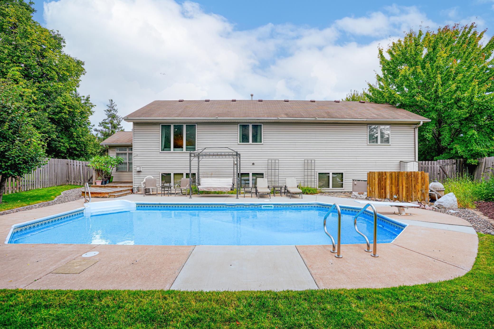 View of Residential at 915 Ferndale Street, Maplewood MN 55119, Maplewood (33 of 35) - Mike Wilen | Minnesota Team Real Estate