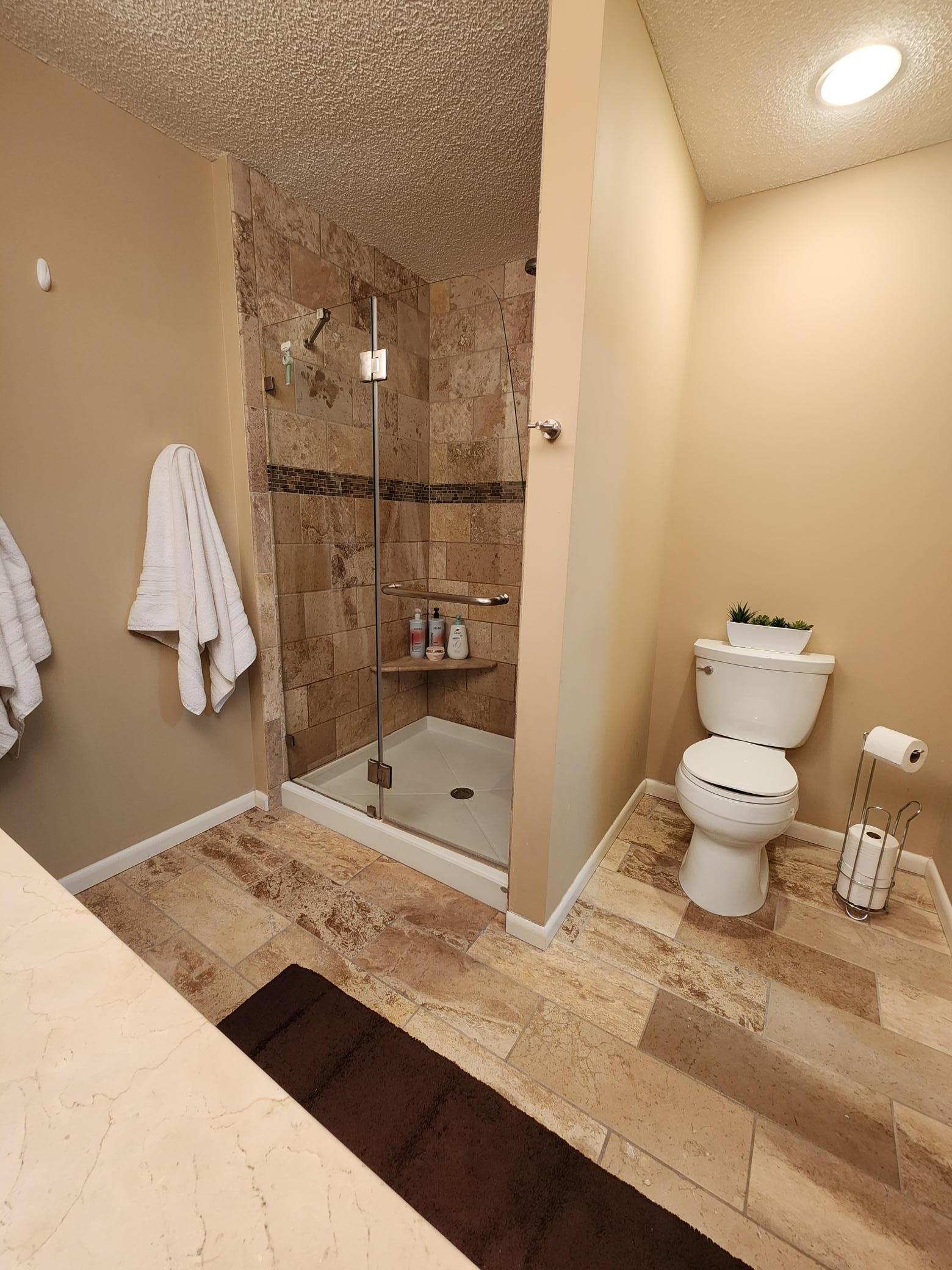 View of Residential at 915 Ferndale Street, Maplewood MN 55119, Maplewood (22 of 35) - Mike Wilen | Minnesota Team Real Estate