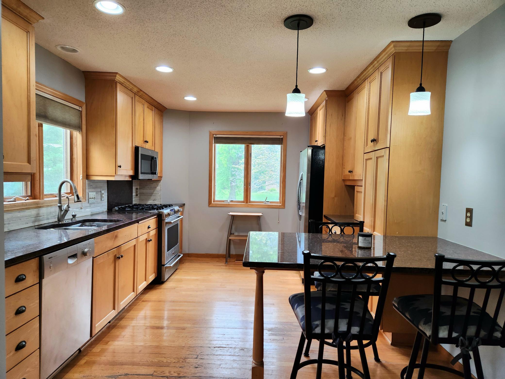 View of Residential at 915 Ferndale Street, Maplewood MN 55119, Maplewood (11 of 35) - Mike Wilen | Minnesota Team Real Estate