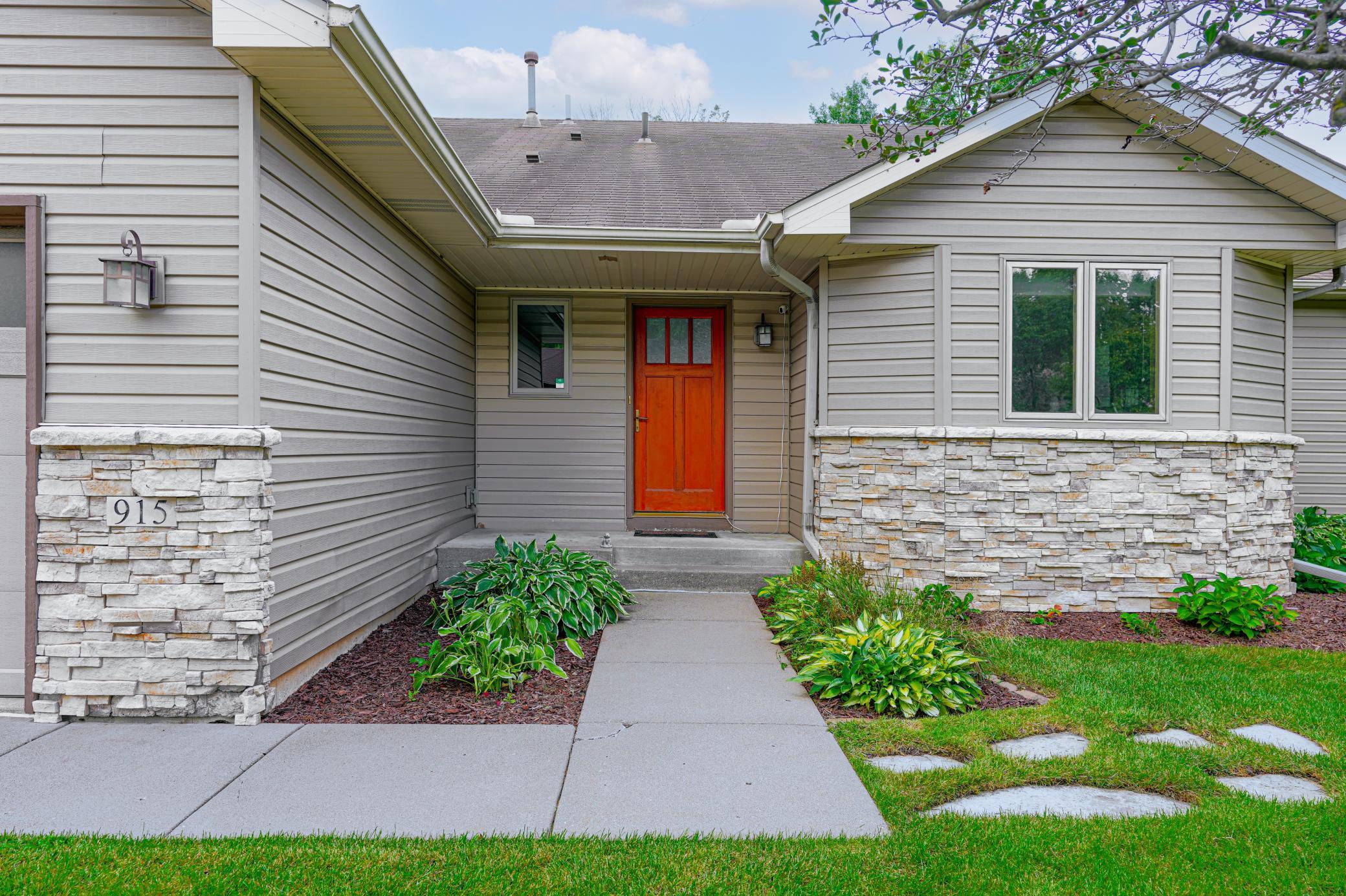 View of Residential at 915 Ferndale Street, Maplewood MN 55119, Maplewood (7 of 35) - Mike Wilen | Minnesota Team Real Estate