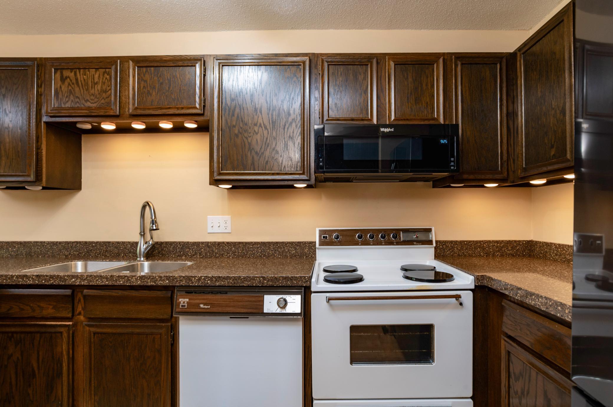 View of Residential at 10520 Decatur Avenue, Bloomington MN 55438, Bloomington (11 of 25) - Mike Wilen | Minnesota Team Real Estate