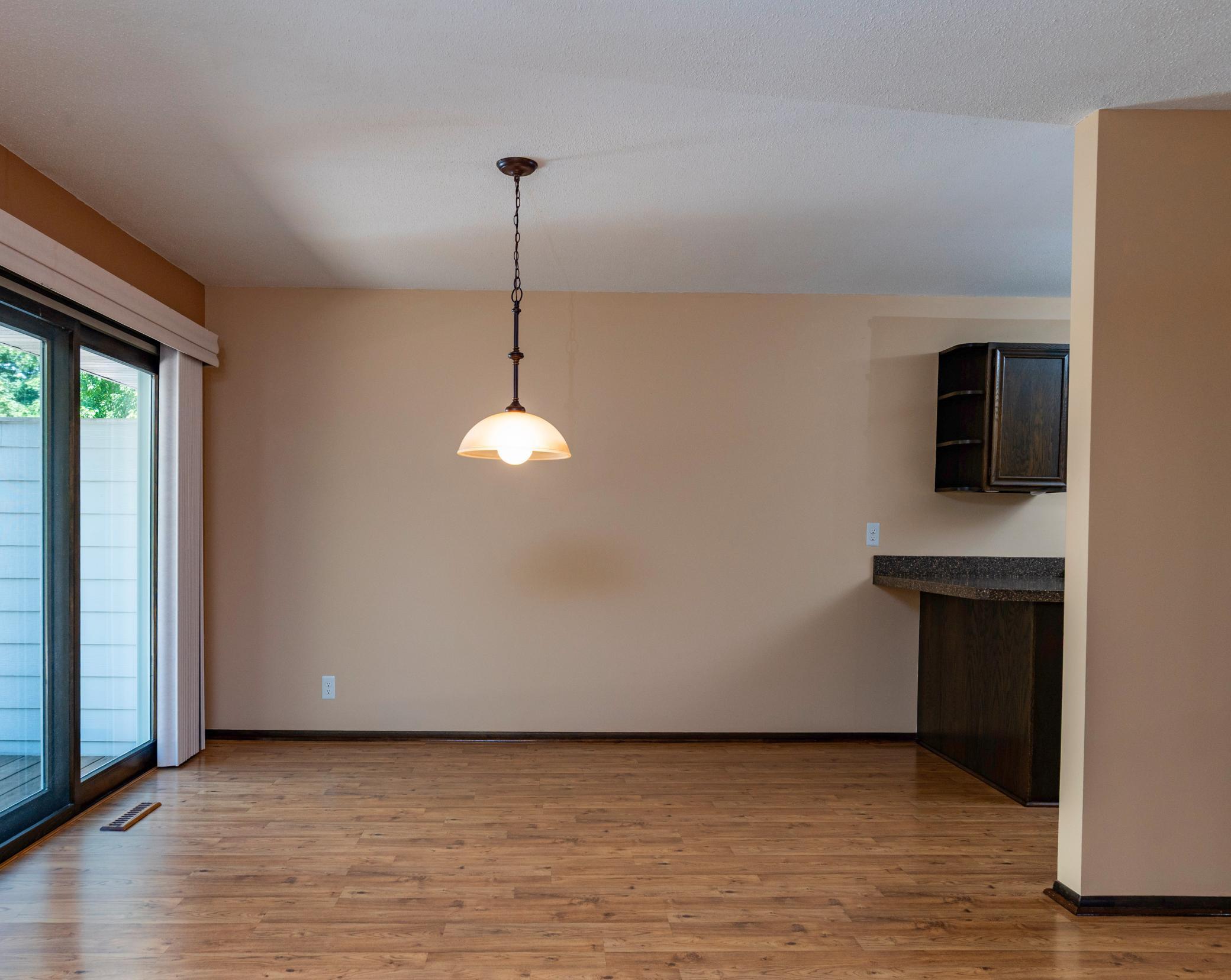 View of Residential at 10520 Decatur Avenue, Bloomington MN 55438, Bloomington (8 of 25) - Mike Wilen | Minnesota Team Real Estate