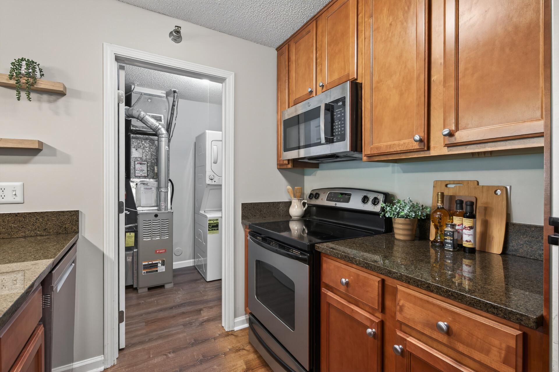 View of Residential at 5988 Chasewood Parkway #1, Minnetonka MN 55343, Minnetonka (14 of 42) - Mike Wilen | Minnesota Team Real Estate