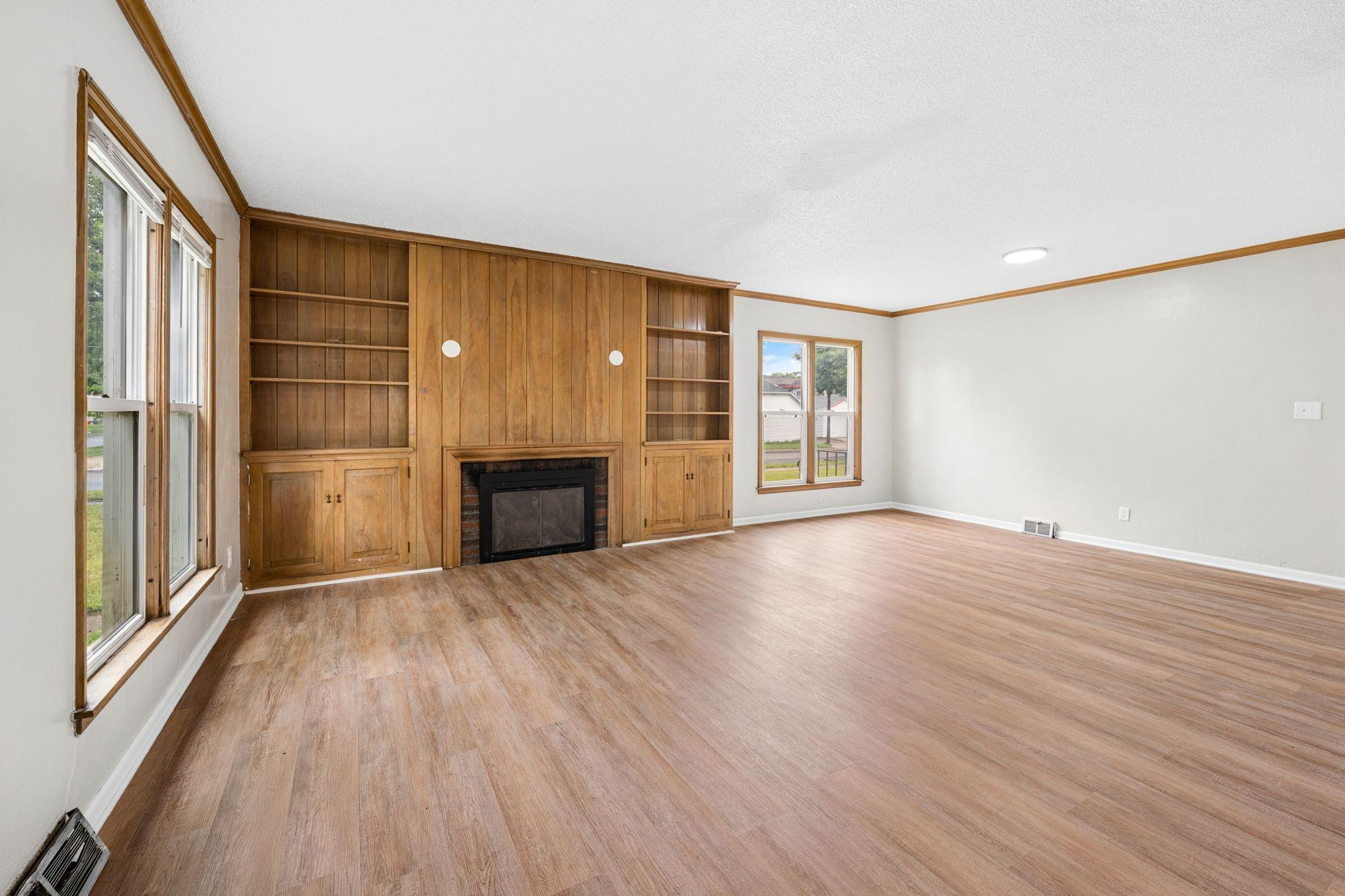 View of Residential Income at 704 8th Avenue, Saint Cloud MN 56301, Saint Cloud (3 of 34) - Mike Wilen | Minnesota Team Real Estate