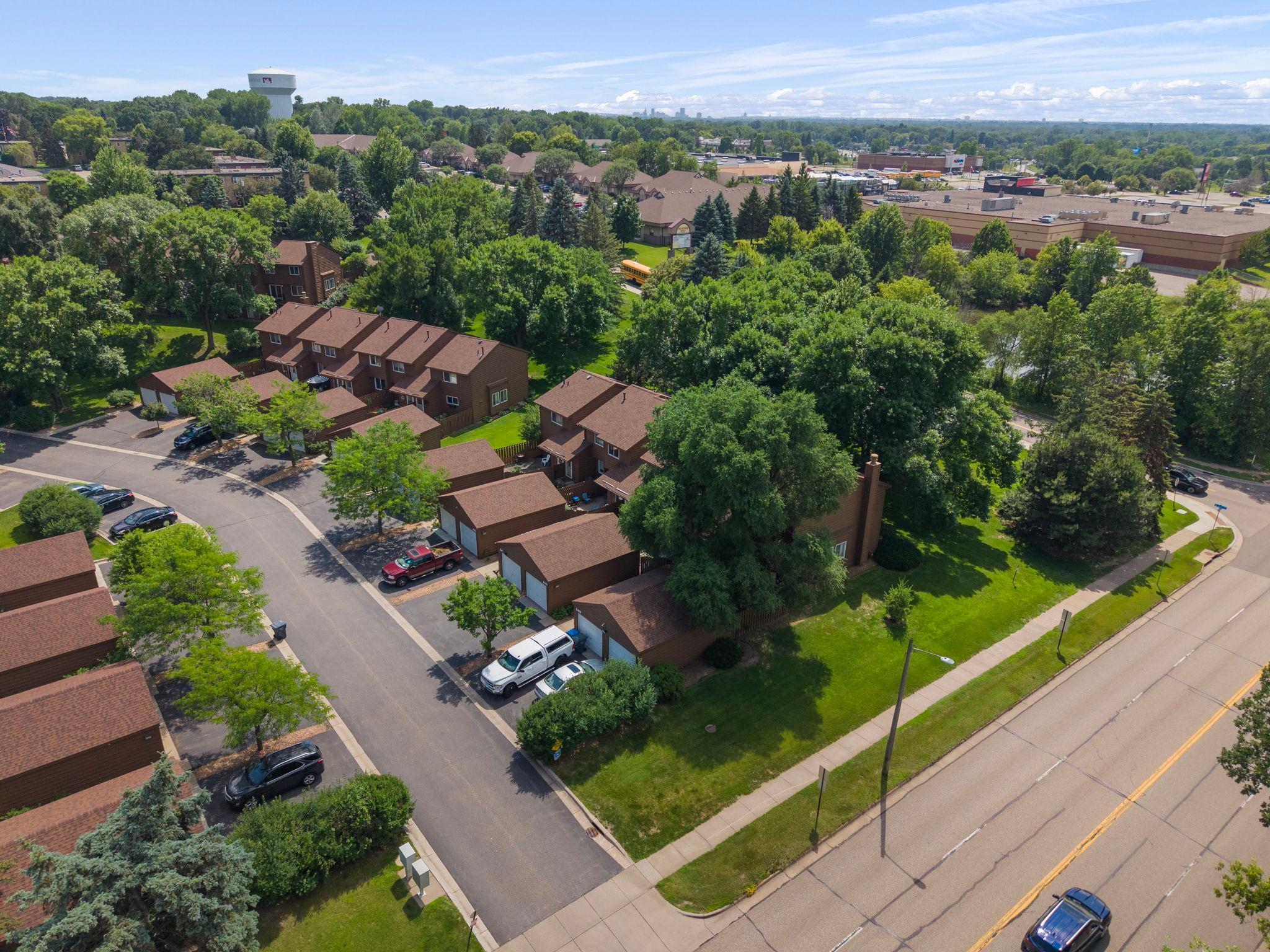 View of Residential at 2455 Crestwood Drive, North Saint Paul MN 55109, North Saint Paul (29 of 34) - Mike Wilen | Minnesota Team Real Estate