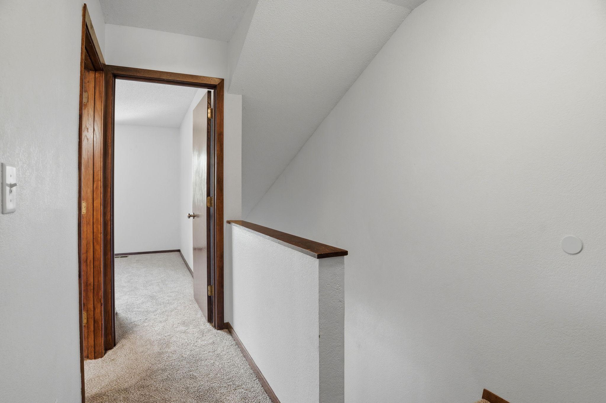 View of Residential at 2455 Crestwood Drive, North Saint Paul MN 55109, North Saint Paul (10 of 34) - Mike Wilen | Minnesota Team Real Estate