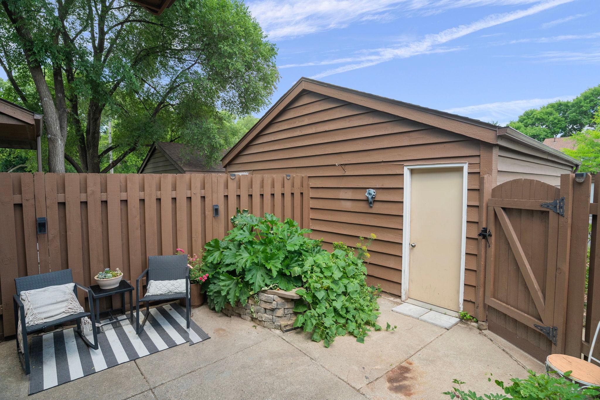 View of Residential at 2455 Crestwood Drive, North Saint Paul MN 55109, North Saint Paul (25 of 34) - Mike Wilen | Minnesota Team Real Estate