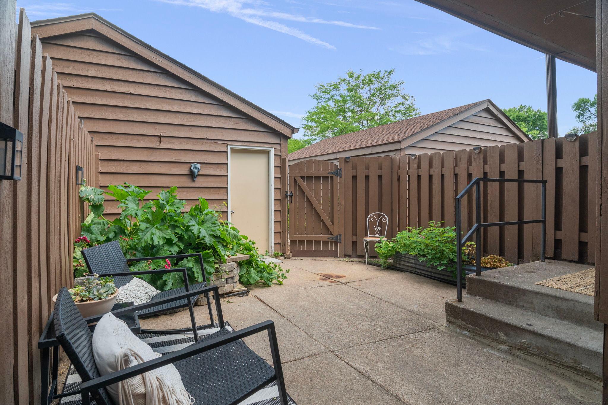 View of Residential at 2455 Crestwood Drive, North Saint Paul MN 55109, North Saint Paul (24 of 34) - Mike Wilen | Minnesota Team Real Estate