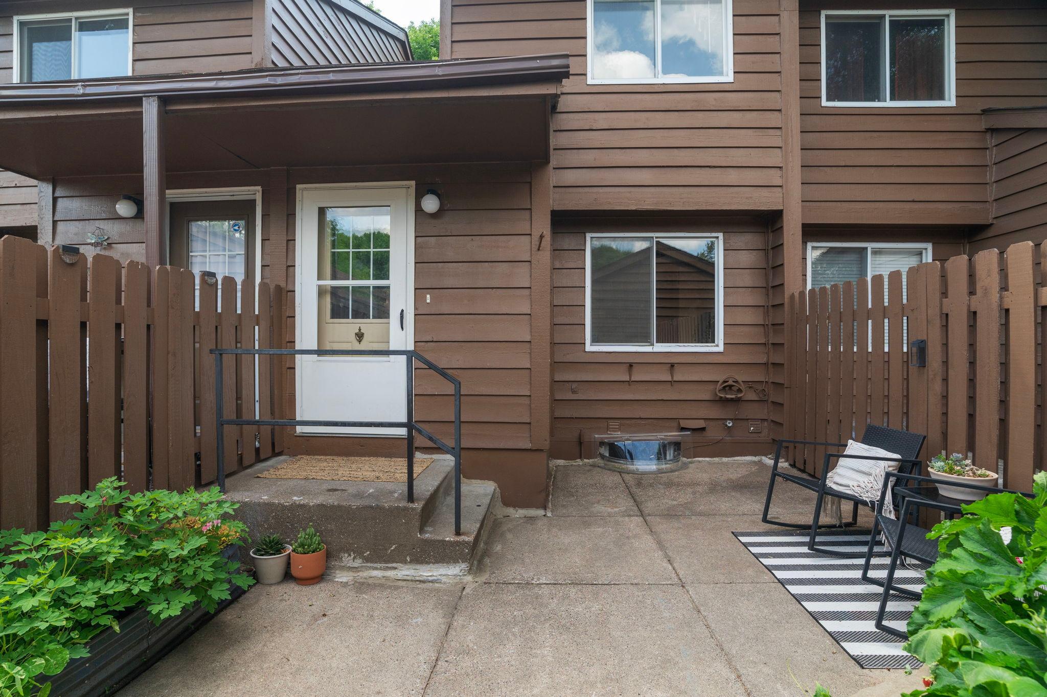 View of Residential at 2455 Crestwood Drive, North Saint Paul MN 55109, North Saint Paul (23 of 34) - Mike Wilen | Minnesota Team Real Estate