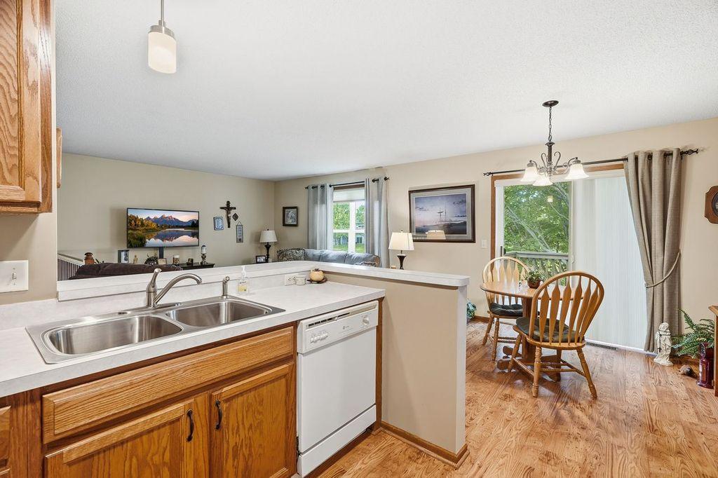 View of Residential at 6435 157th Street, Apple Valley MN 55124, Apple Valley (10 of 40) - Mike Wilen | Minnesota Team Real Estate
