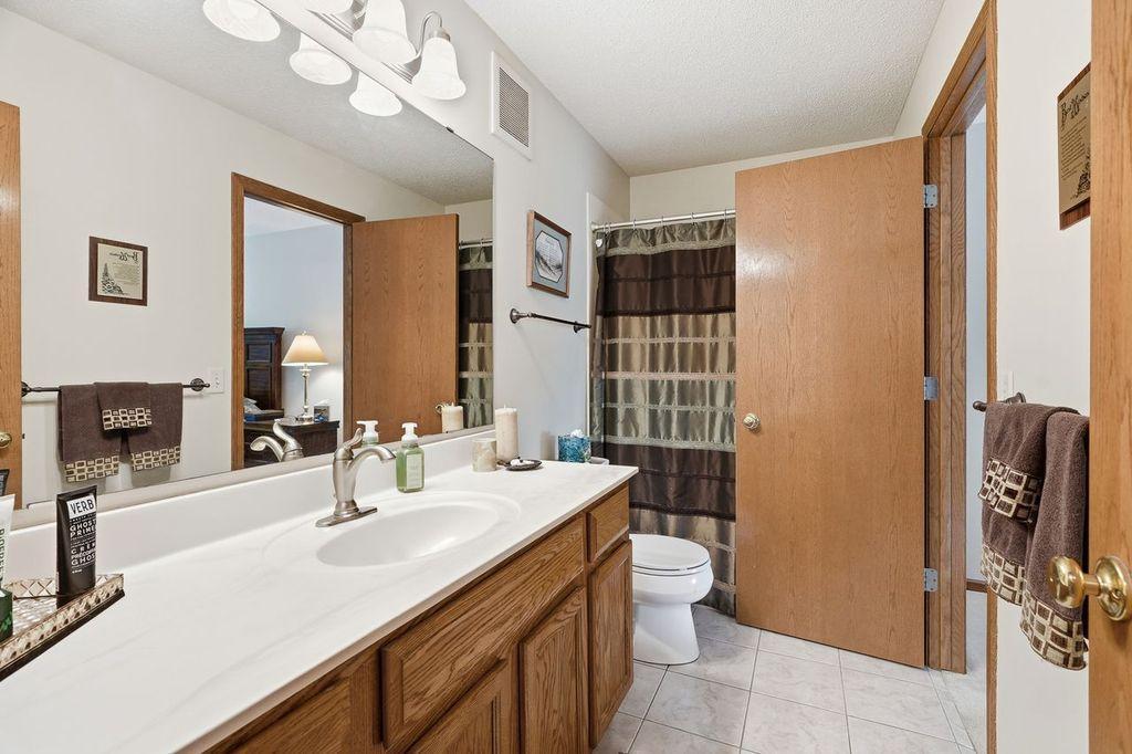 View of Residential at 6435 157th Street, Apple Valley MN 55124, Apple Valley (18 of 40) - Mike Wilen | Minnesota Team Real Estate
