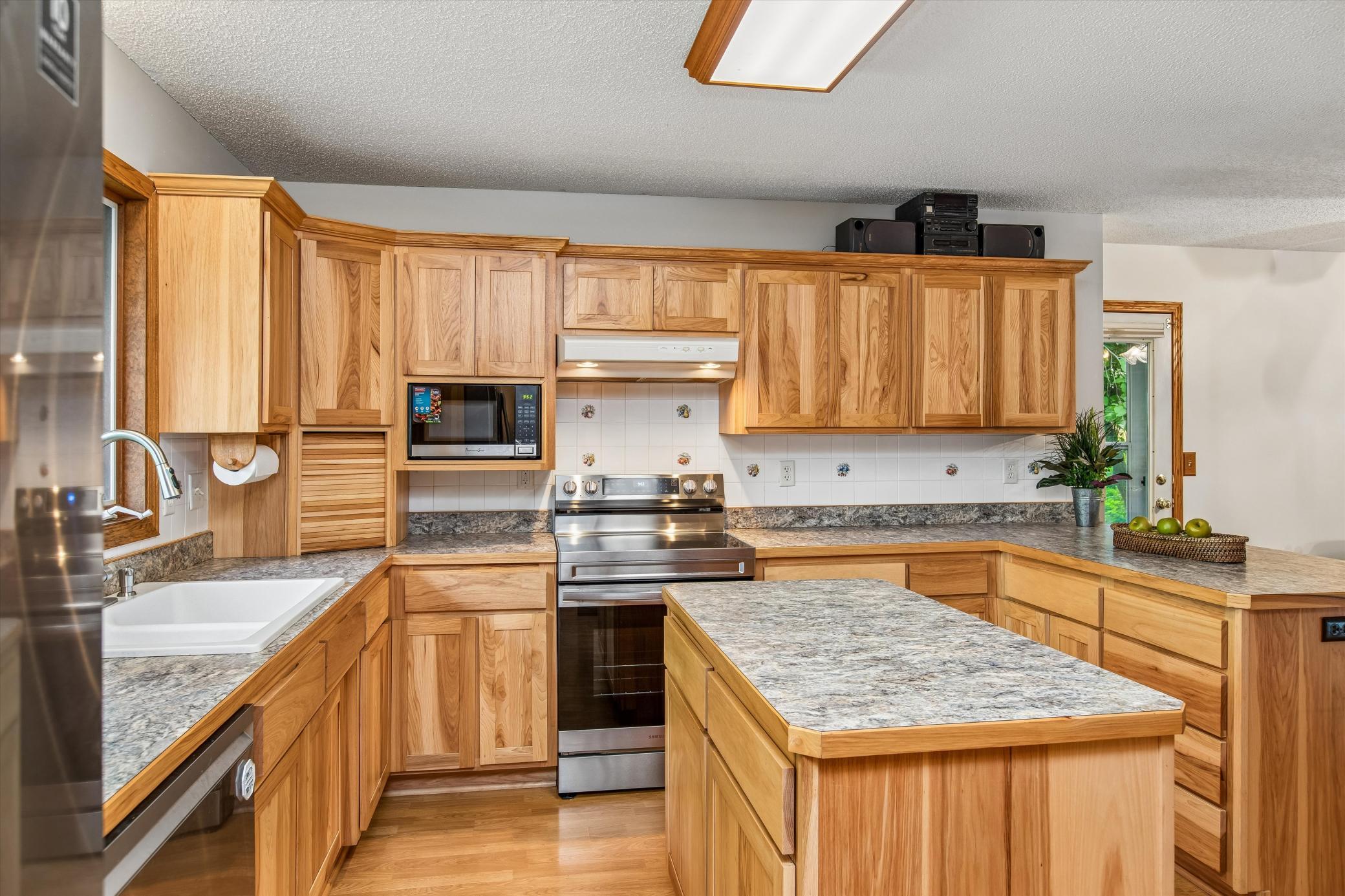 View of Residential at 326 Warner Avenue, Mahtomedi MN 55115, Mahtomedi (3 of 37) - Mike Wilen | Minnesota Team Real Estate