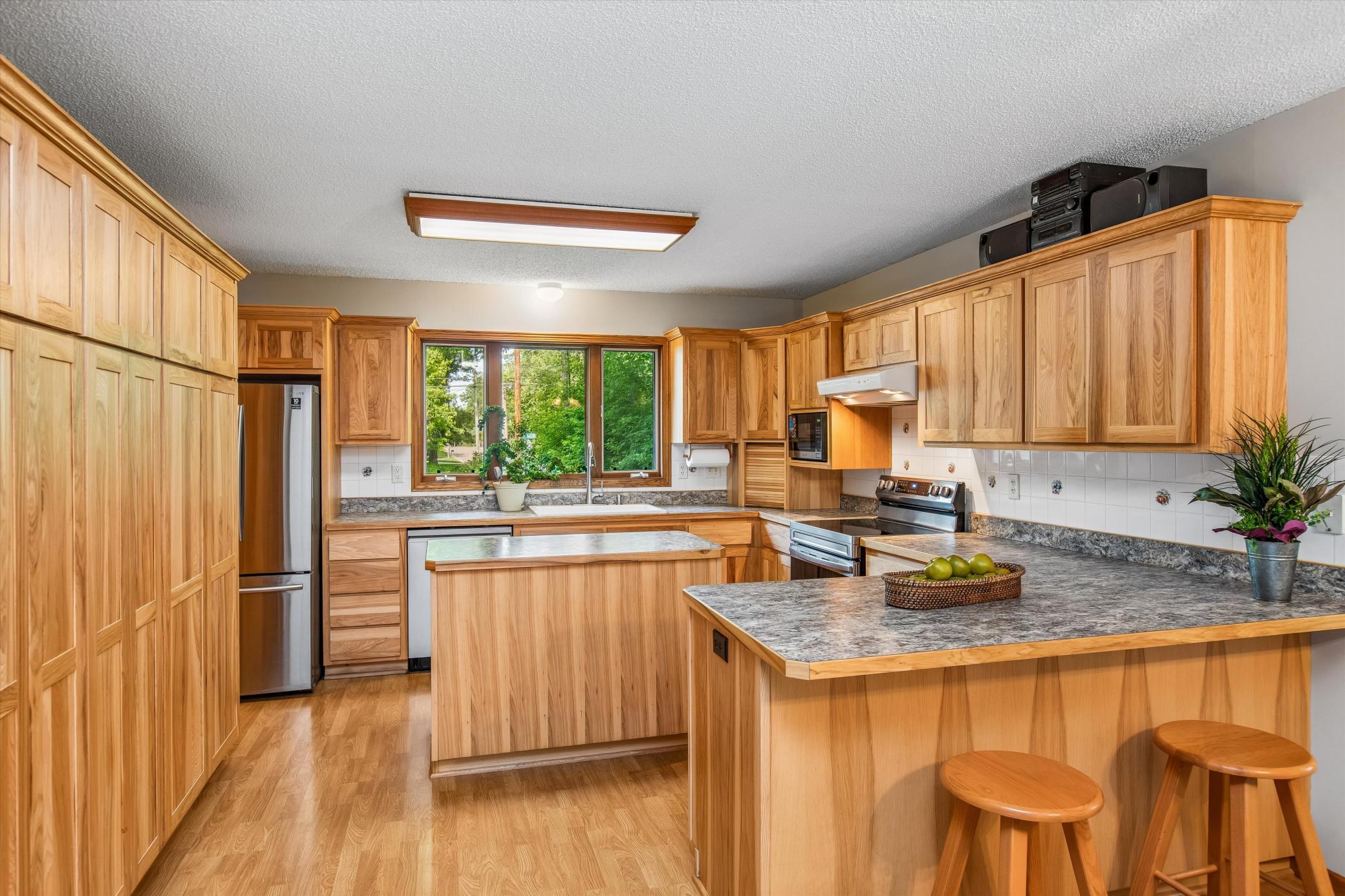 View of Residential at 326 Warner Avenue, Mahtomedi MN 55115, Mahtomedi (4 of 37) - Mike Wilen | Minnesota Team Real Estate