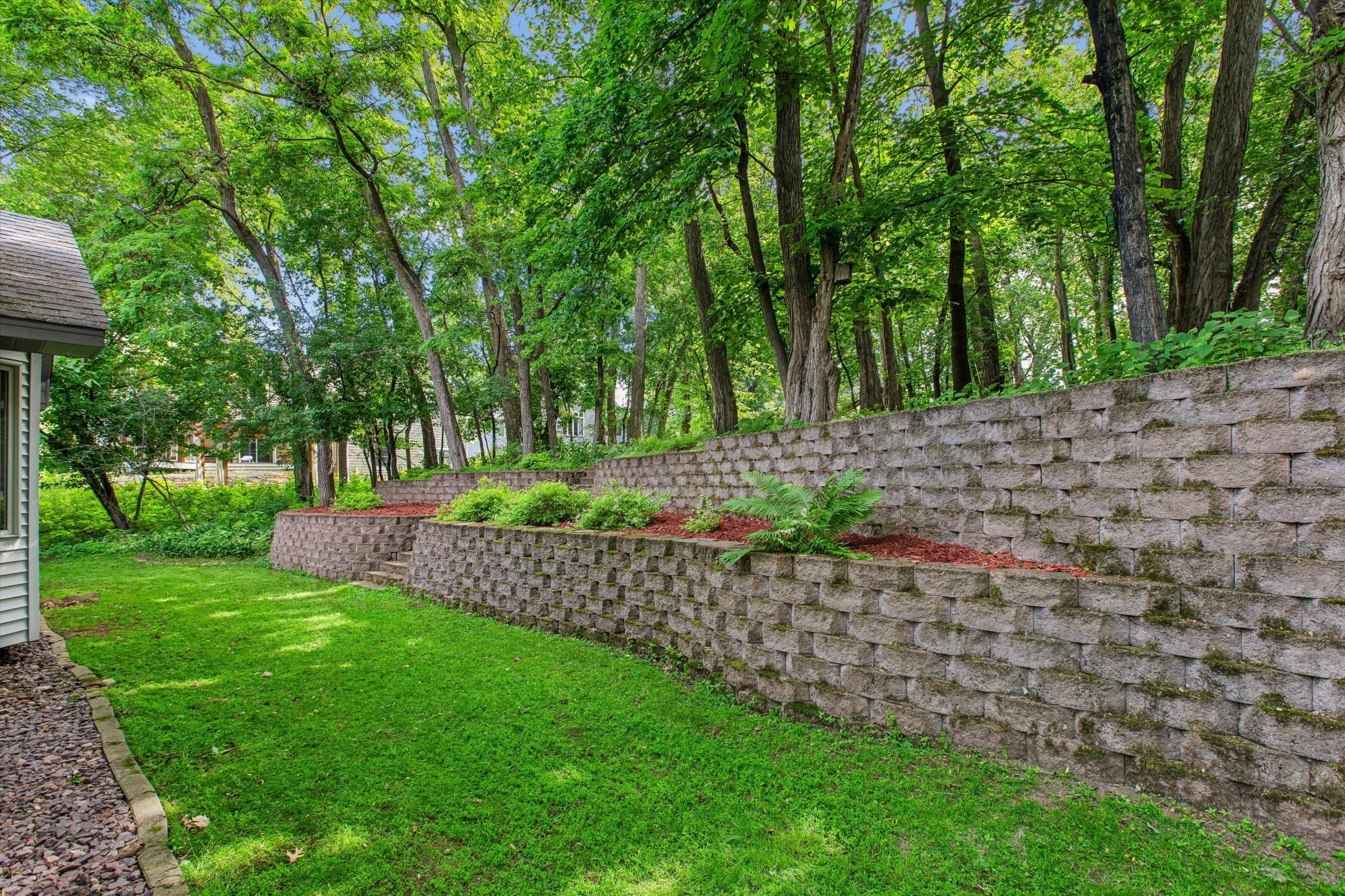 View of Residential at 326 Warner Avenue, Mahtomedi MN 55115, Mahtomedi (26 of 37) - Mike Wilen | Minnesota Team Real Estate