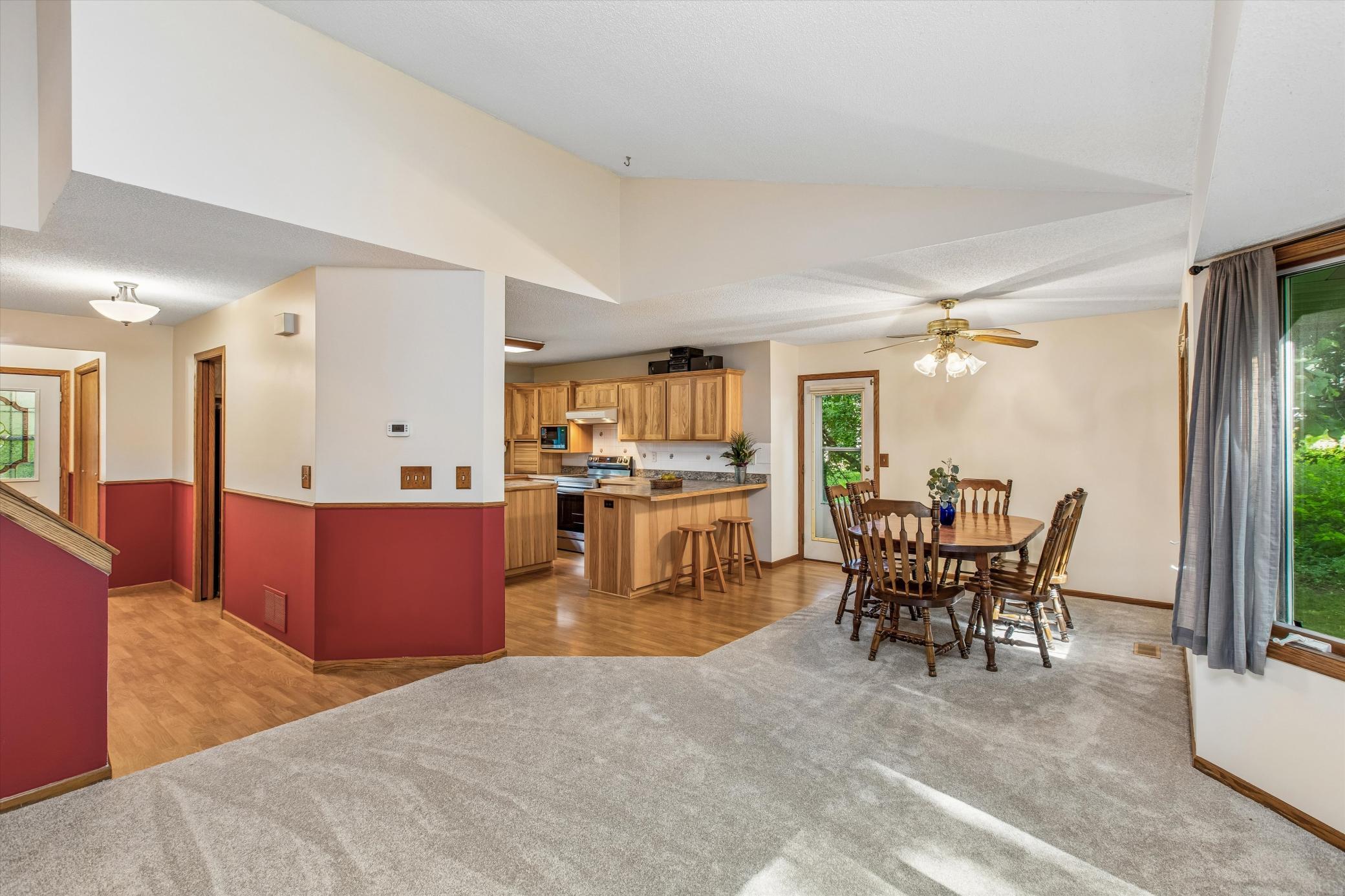 View of Residential at 326 Warner Avenue, Mahtomedi MN 55115, Mahtomedi (13 of 37) - Mike Wilen | Minnesota Team Real Estate