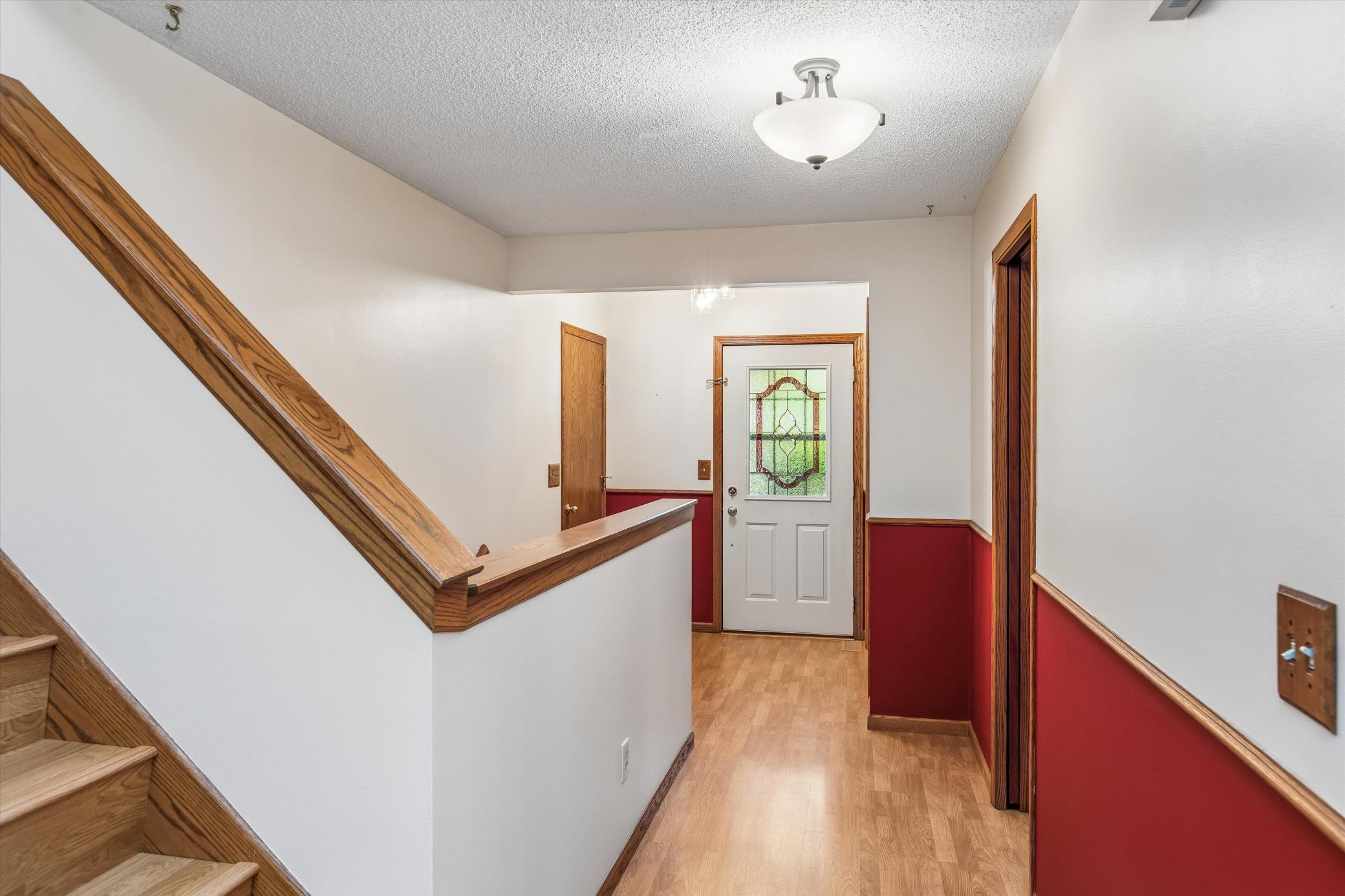View of Residential at 326 Warner Avenue, Mahtomedi MN 55115, Mahtomedi (15 of 37) - Mike Wilen | Minnesota Team Real Estate
