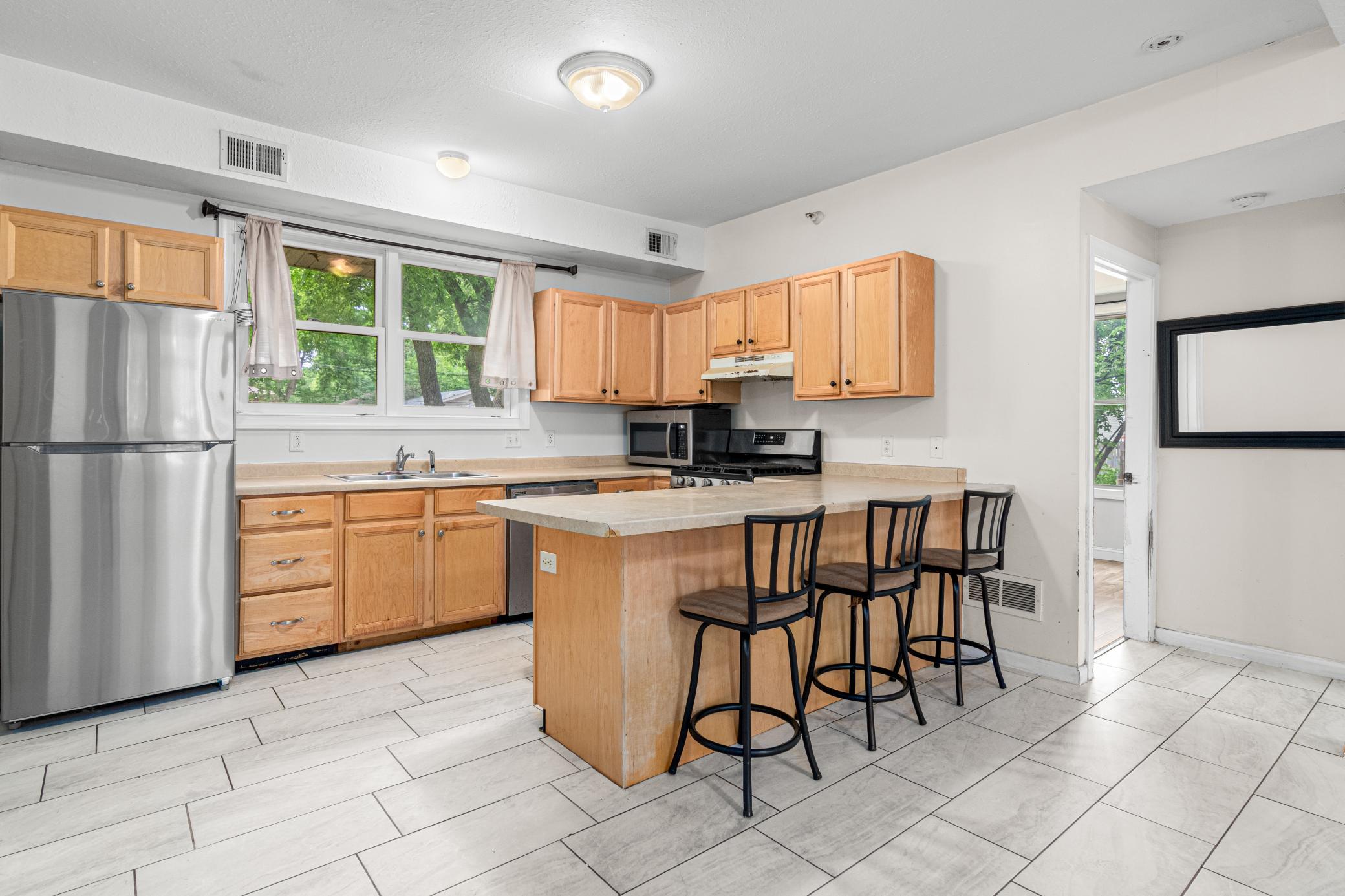 View of Residential at 2827 Bryant Avenue #2, Minneapolis MN 55411, Minneapolis - Mike Wilen | Minnesota Team Real Estate