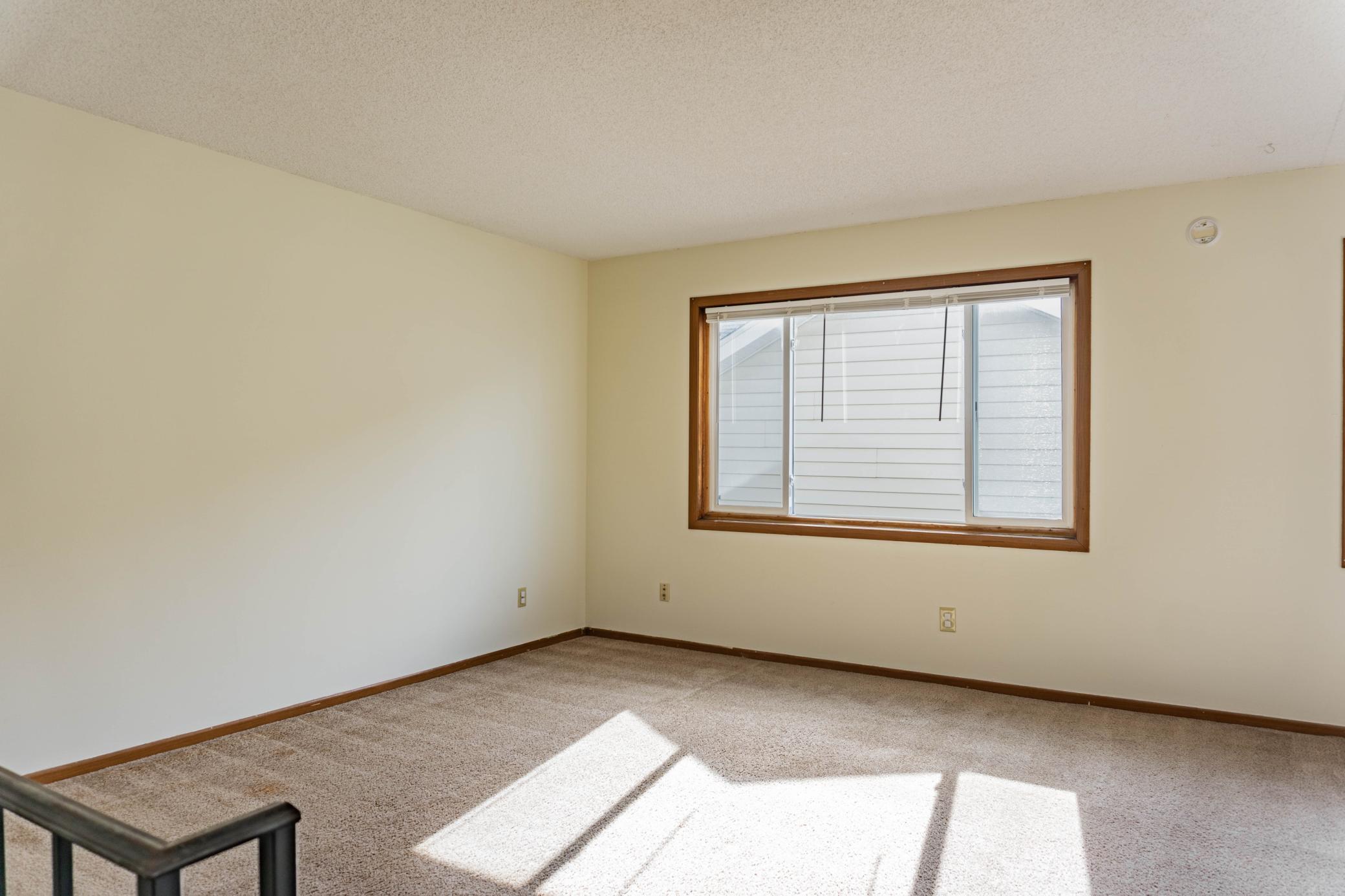 View of Residential Income at 904 9th Avenue, Minneapolis MN 55414, Minneapolis (7 of 35) - Mike Wilen | Minnesota Team Real Estate