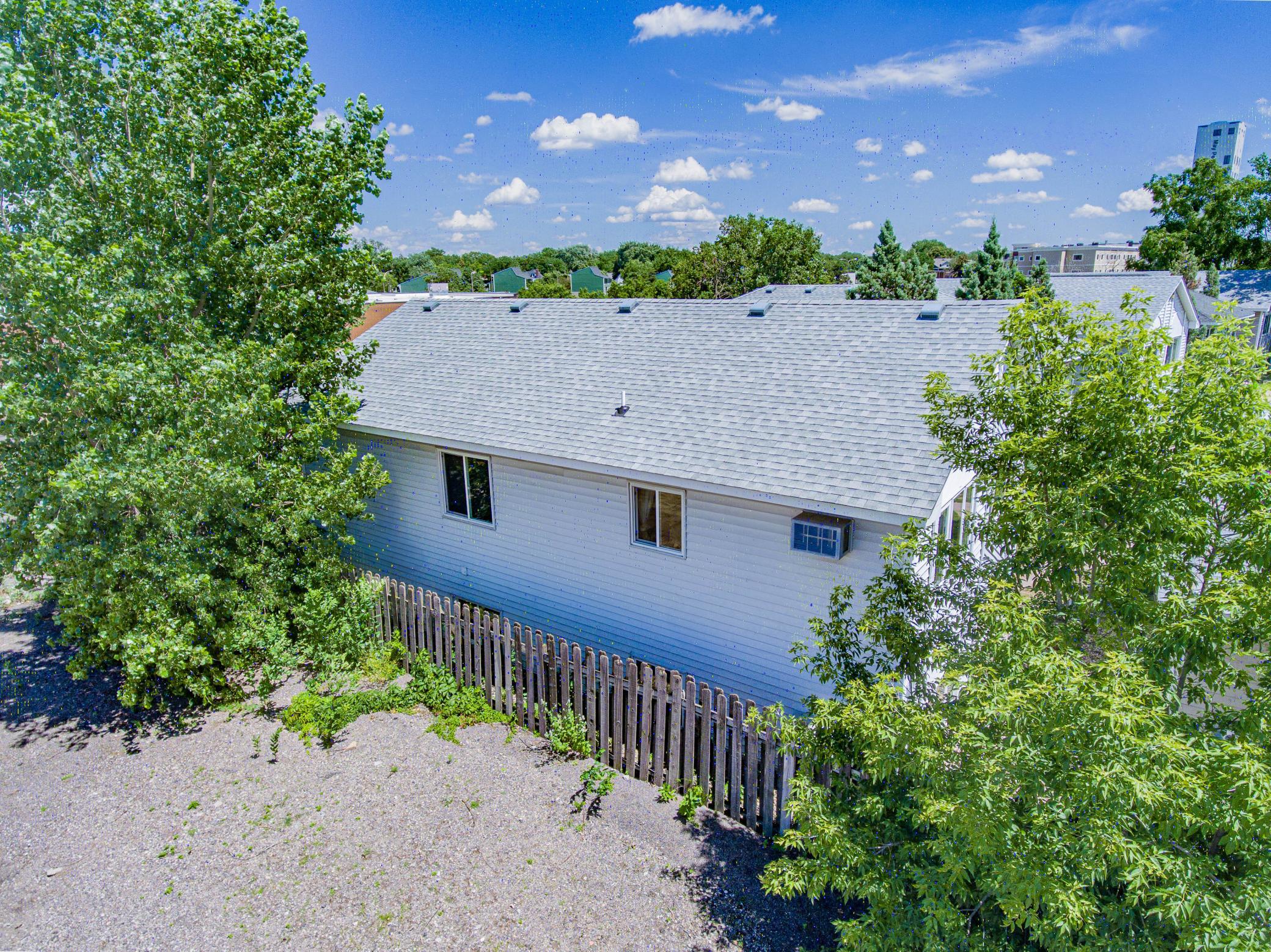 View of Residential Income at 904 9th Avenue, Minneapolis MN 55414, Minneapolis (27 of 35) - Mike Wilen | Minnesota Team Real Estate