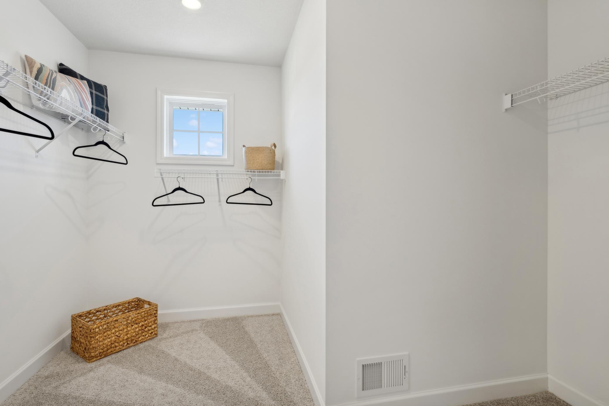 View of Residential at 4024 Heath Avenue, Oakdale MN 55128, Oakdale (25 of 41) - Mike Wilen | Minnesota Team Real Estate
