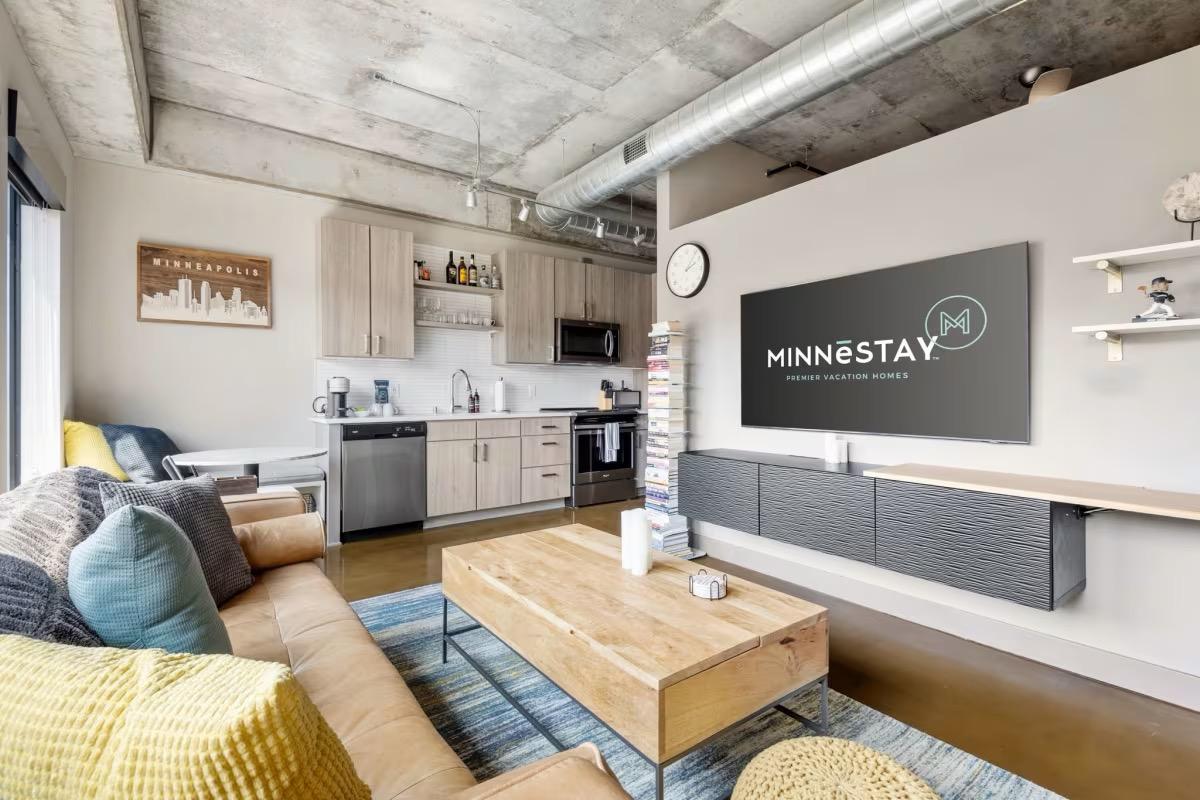 View of Residential at 728 3rd Street #504, Minneapolis MN 55401, Minneapolis (35 of 36) - Mike Wilen | Minnesota Team Real Estate