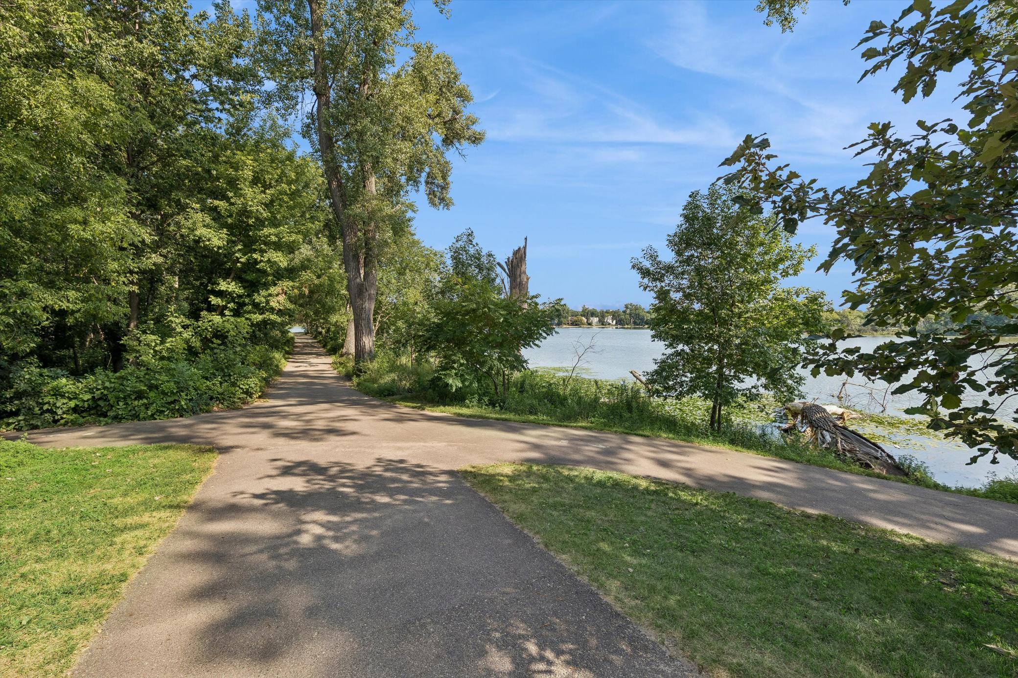 View of Residential at 1948 Drew Avenue, Minneapolis MN 55416, Minneapolis (39 of 41) - Mike Wilen | Minnesota Team Real Estate