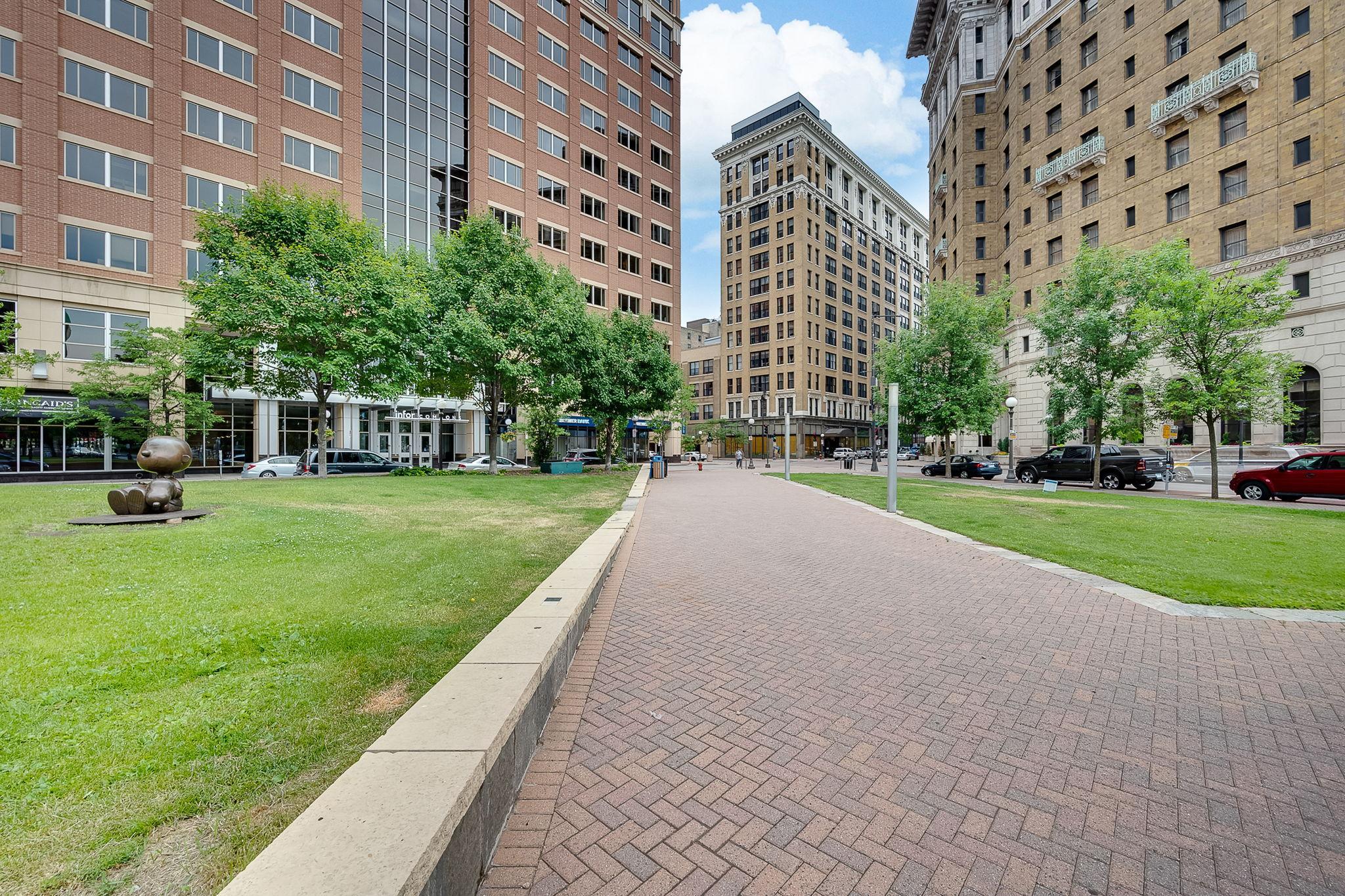 View of Residential at 350 Saint Peter Street #909, Saint Paul MN 55102, Saint Paul (51 of 55) - Mike Wilen | Minnesota Team Real Estate