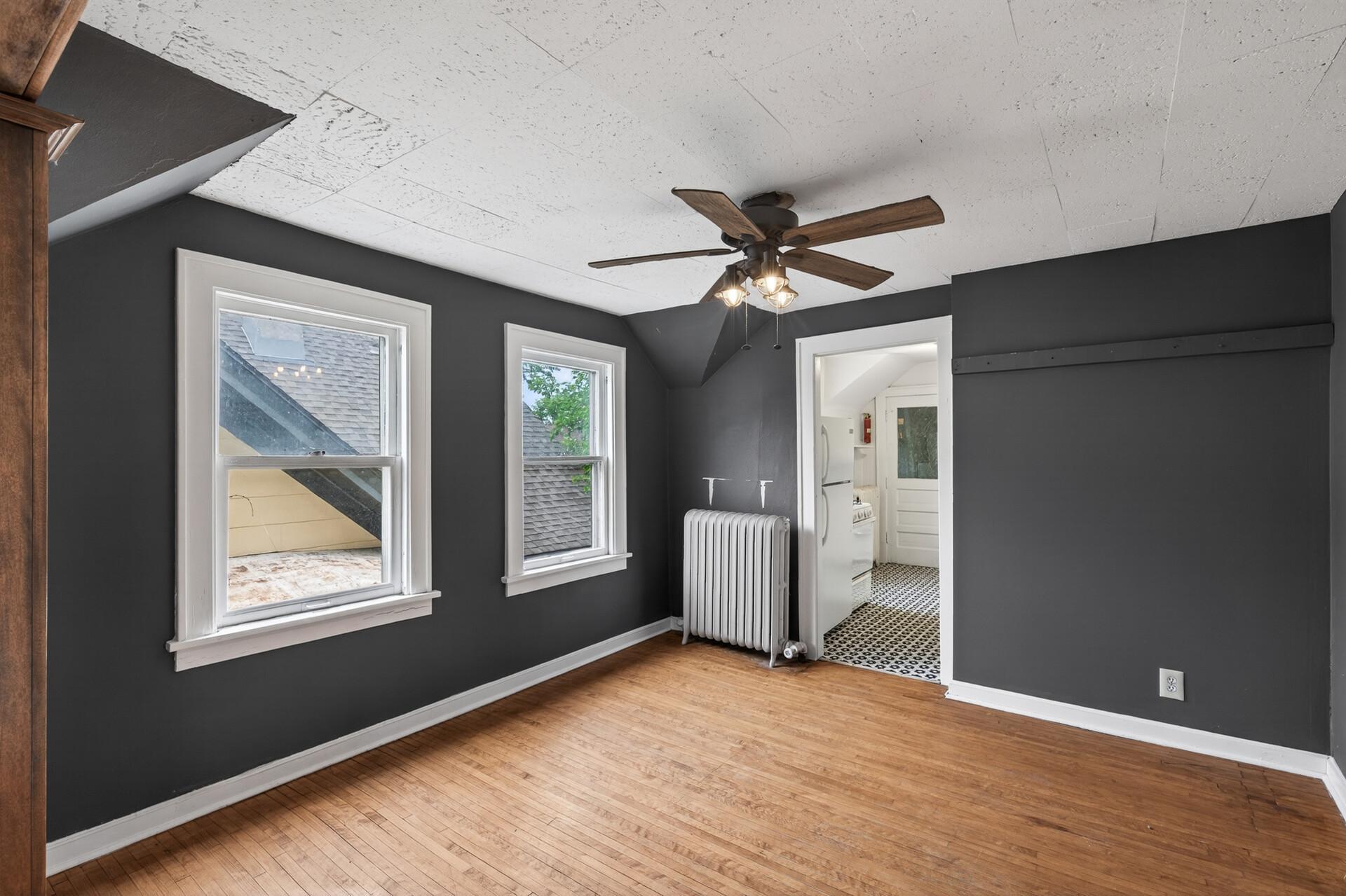 View of Residential Income at 1034 14th Avenue, Minneapolis MN 55414, Minneapolis (15 of 37) - Mike Wilen | Minnesota Team Real Estate