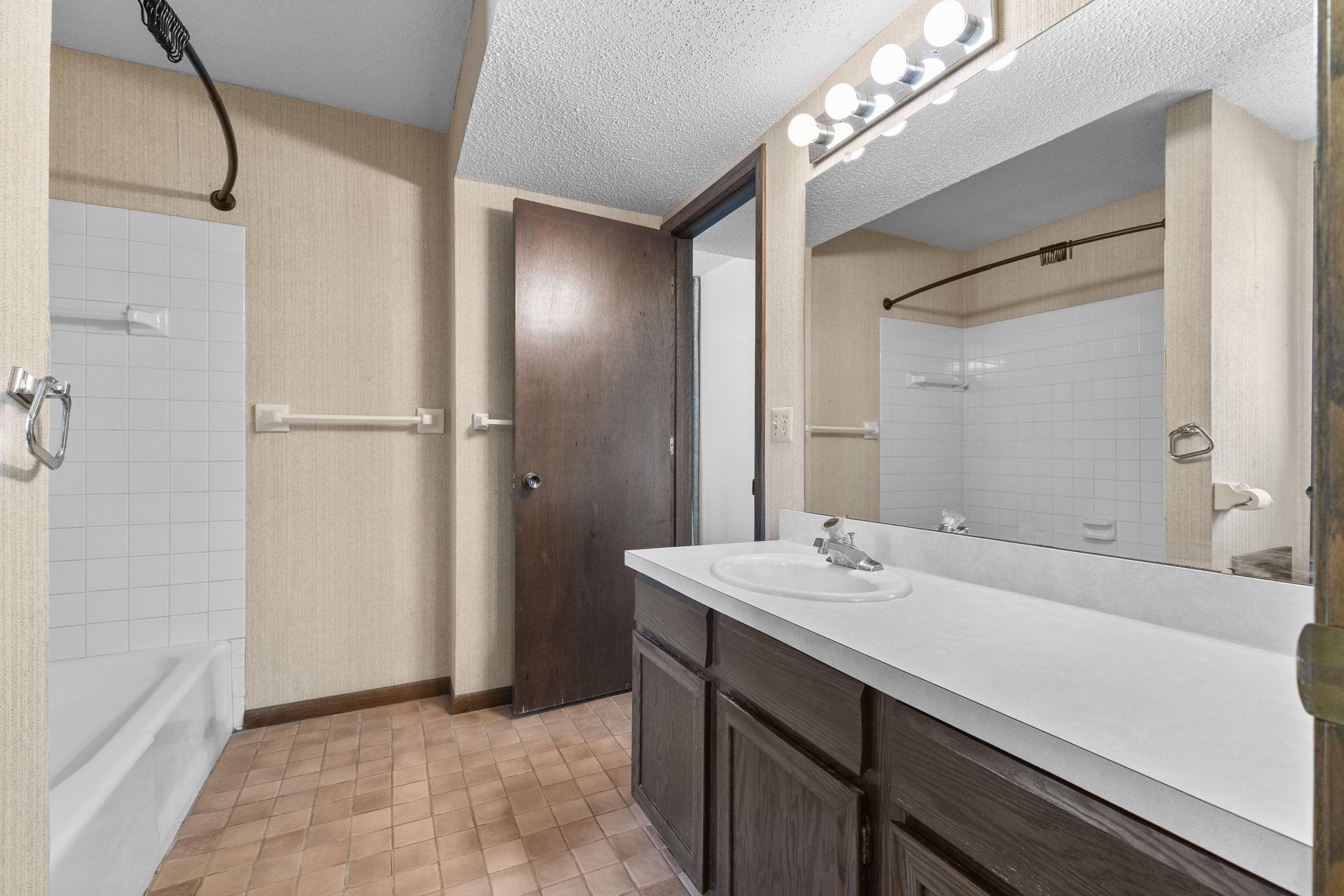 View of Residential at 4119 Nancy Place, Shoreview MN 55126, Shoreview (28 of 35) - Mike Wilen | Minnesota Team Real Estate