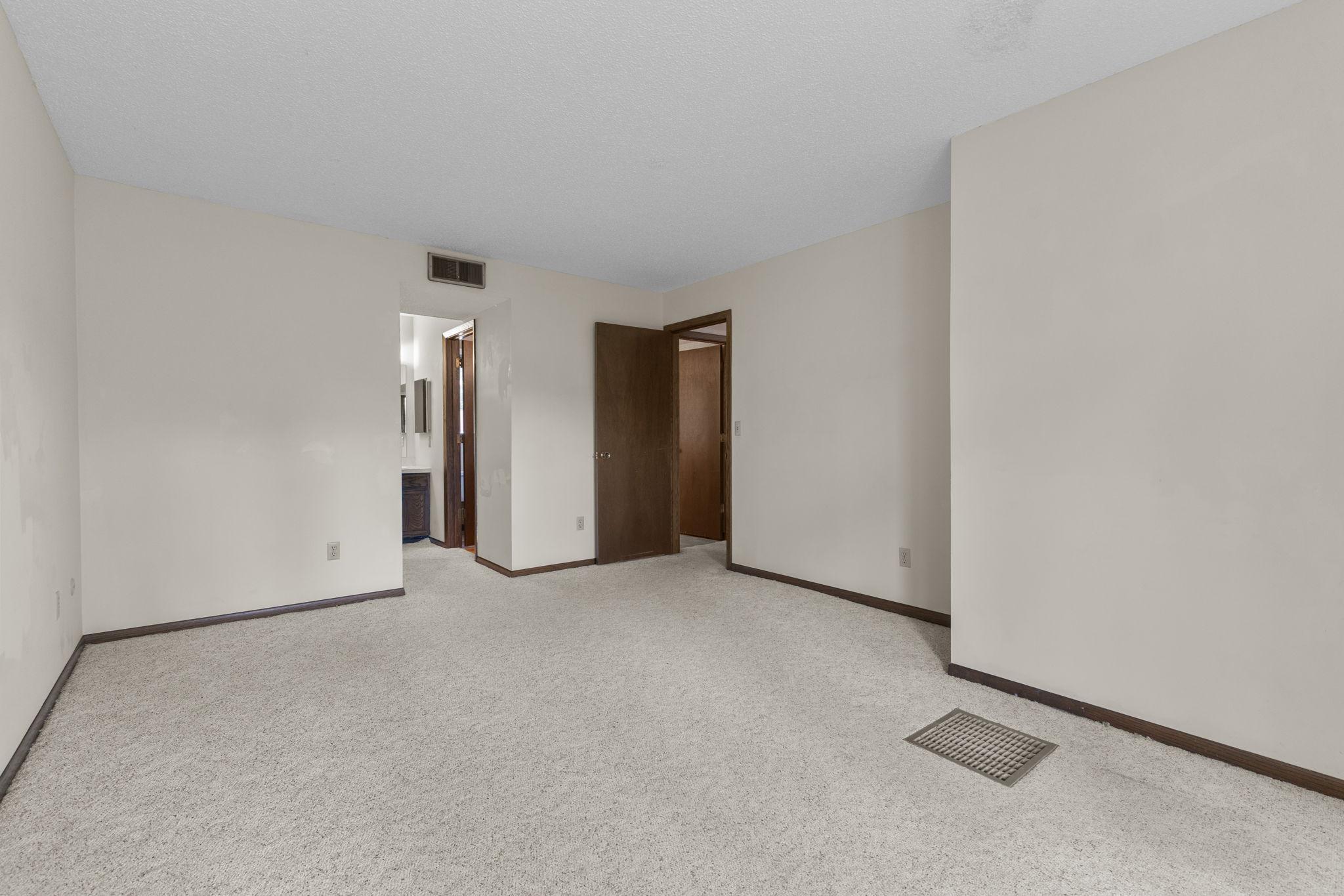 View of Residential at 4119 Nancy Place, Shoreview MN 55126, Shoreview (25 of 35) - Mike Wilen | Minnesota Team Real Estate