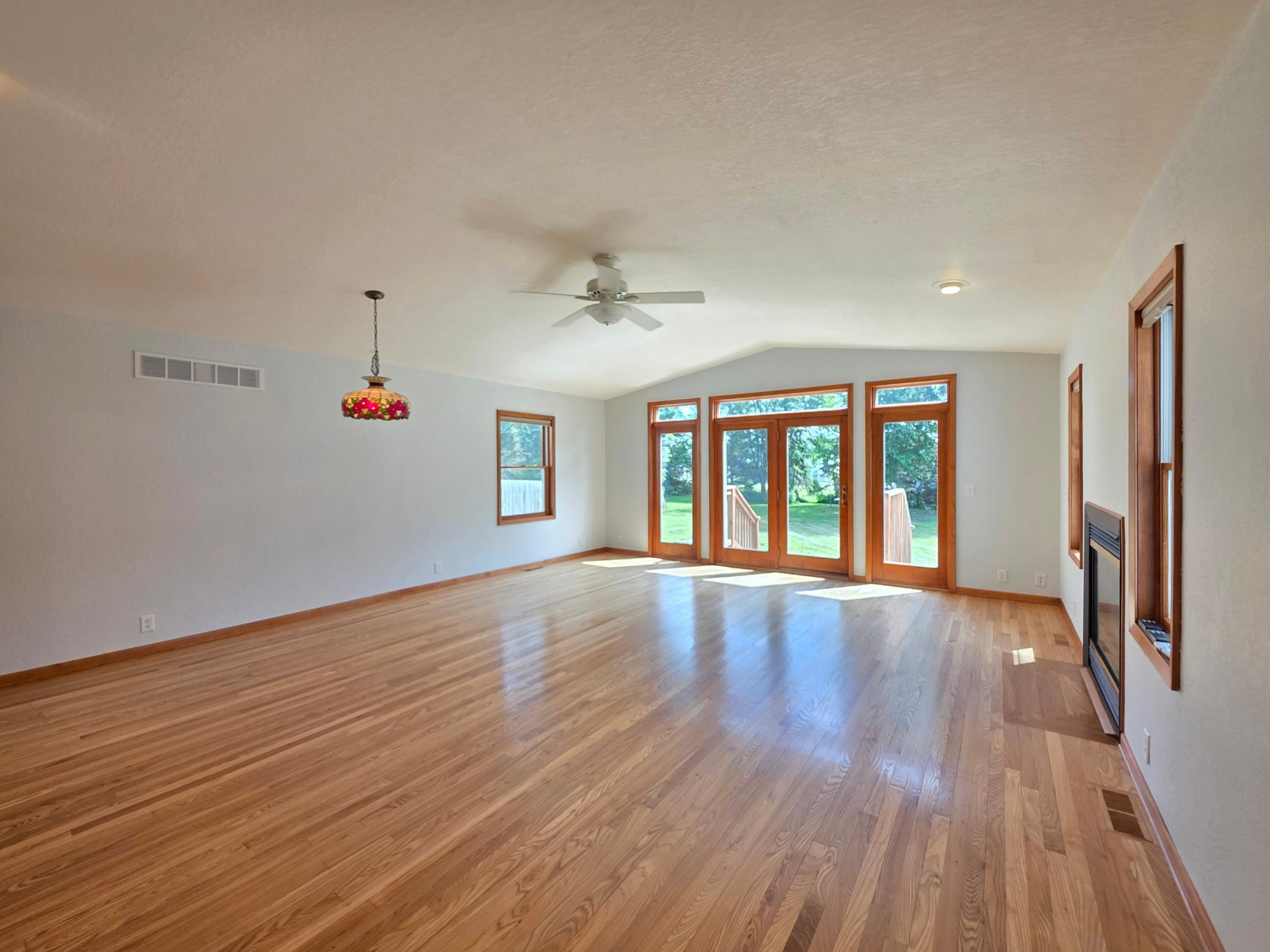 View of Residential at 723 4th Street, Le Sueur MN 56058, Le Sueur (16 of 35) - Mike Wilen | Minnesota Team Real Estate