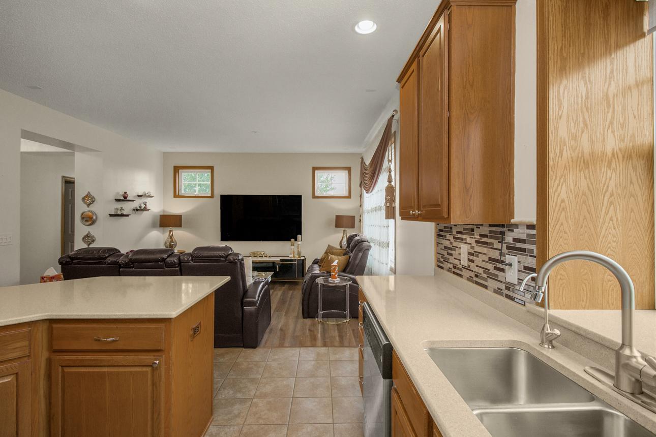 View of Residential at 1691 Village Trail #7, Maplewood MN 55109, Maplewood (21 of 49) - Mike Wilen | Minnesota Team Real Estate