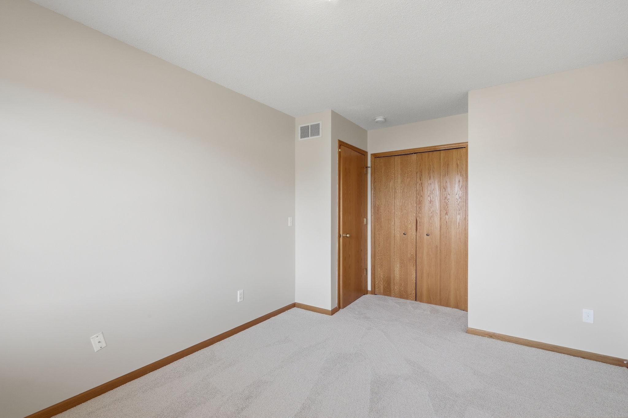 View of Residential at 2213 117th Street, Burnsville MN 55337, Burnsville (16 of 27) - Mike Wilen | Minnesota Team Real Estate