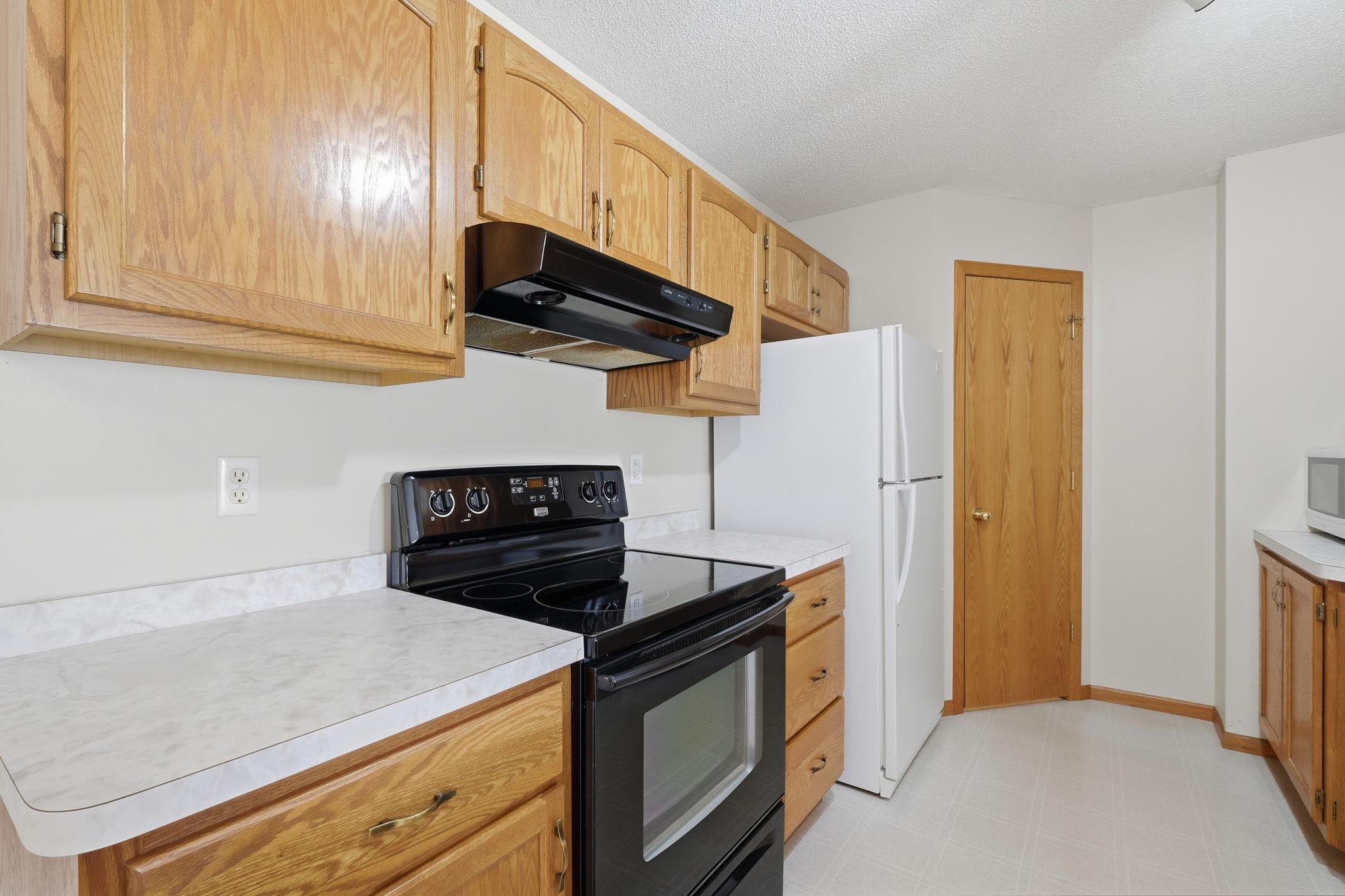 View of Residential at 2213 117th Street, Burnsville MN 55337, Burnsville (9 of 27) - Mike Wilen | Minnesota Team Real Estate