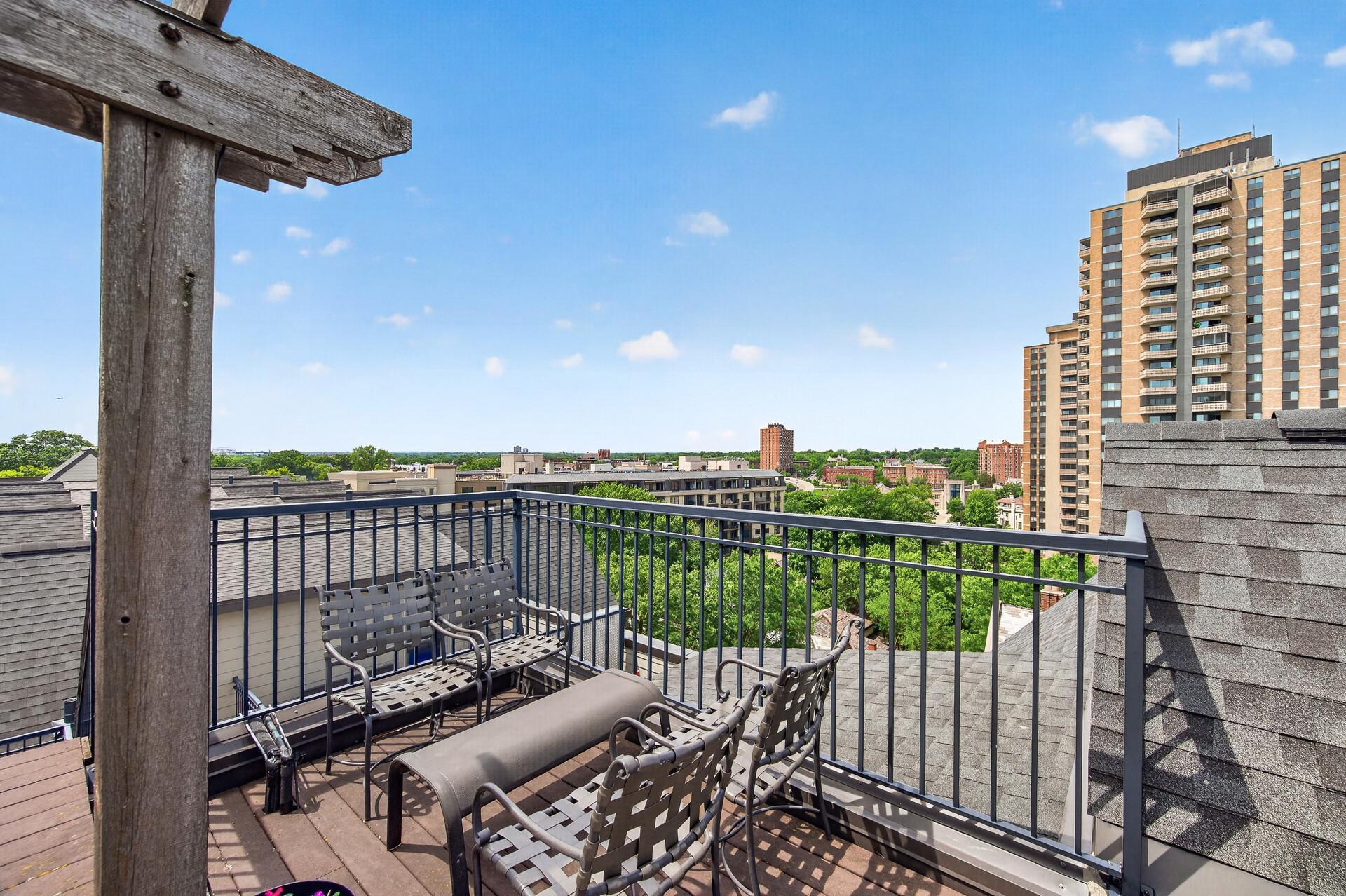 View of Residential at 301 Clifton Avenue #1A, Minneapolis MN 55403, Minneapolis (35 of 39) - Mike Wilen | Minnesota Team Real Estate
