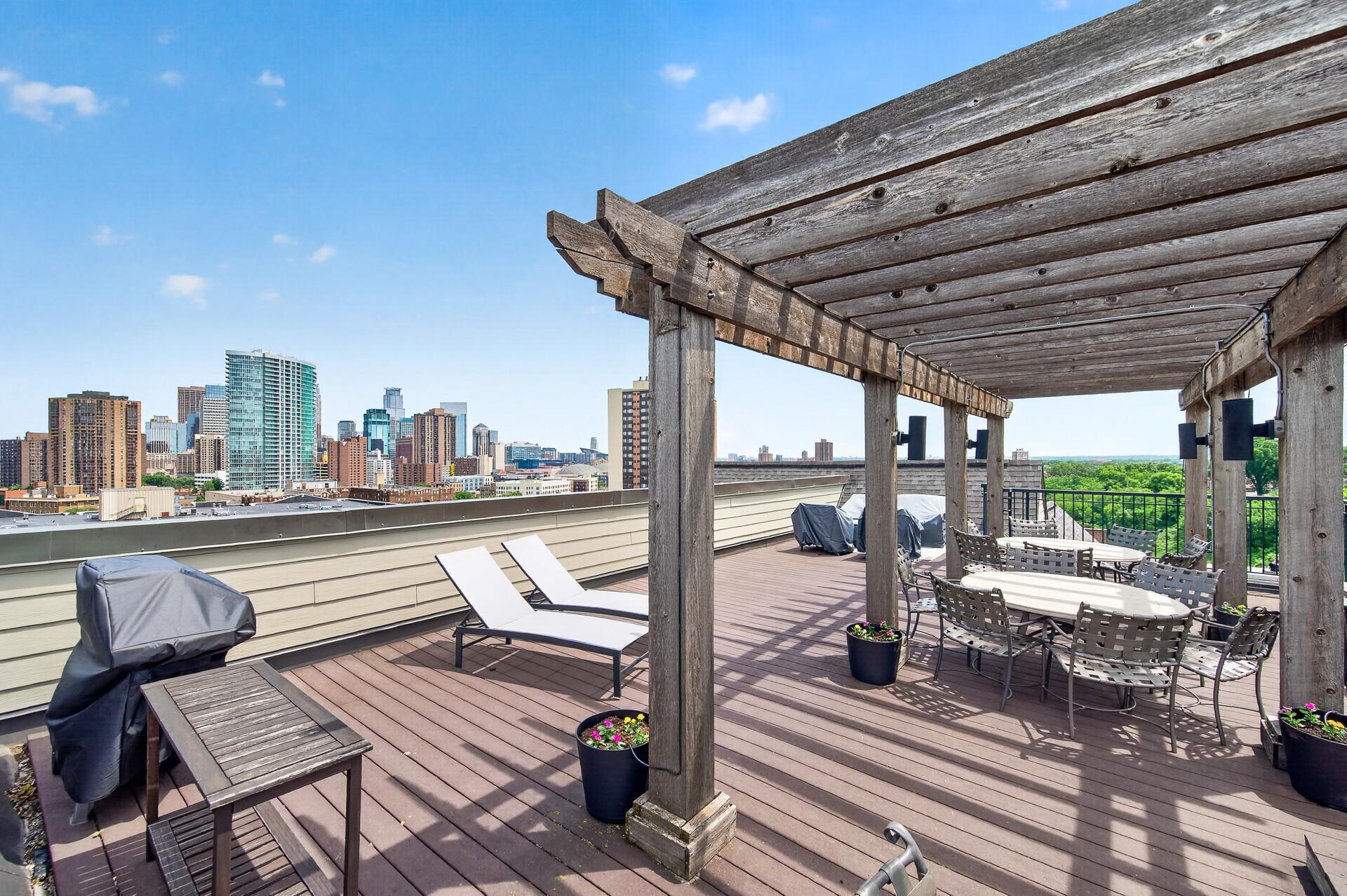 View of Residential at 301 Clifton Avenue #1A, Minneapolis MN 55403, Minneapolis (34 of 39) - Mike Wilen | Minnesota Team Real Estate