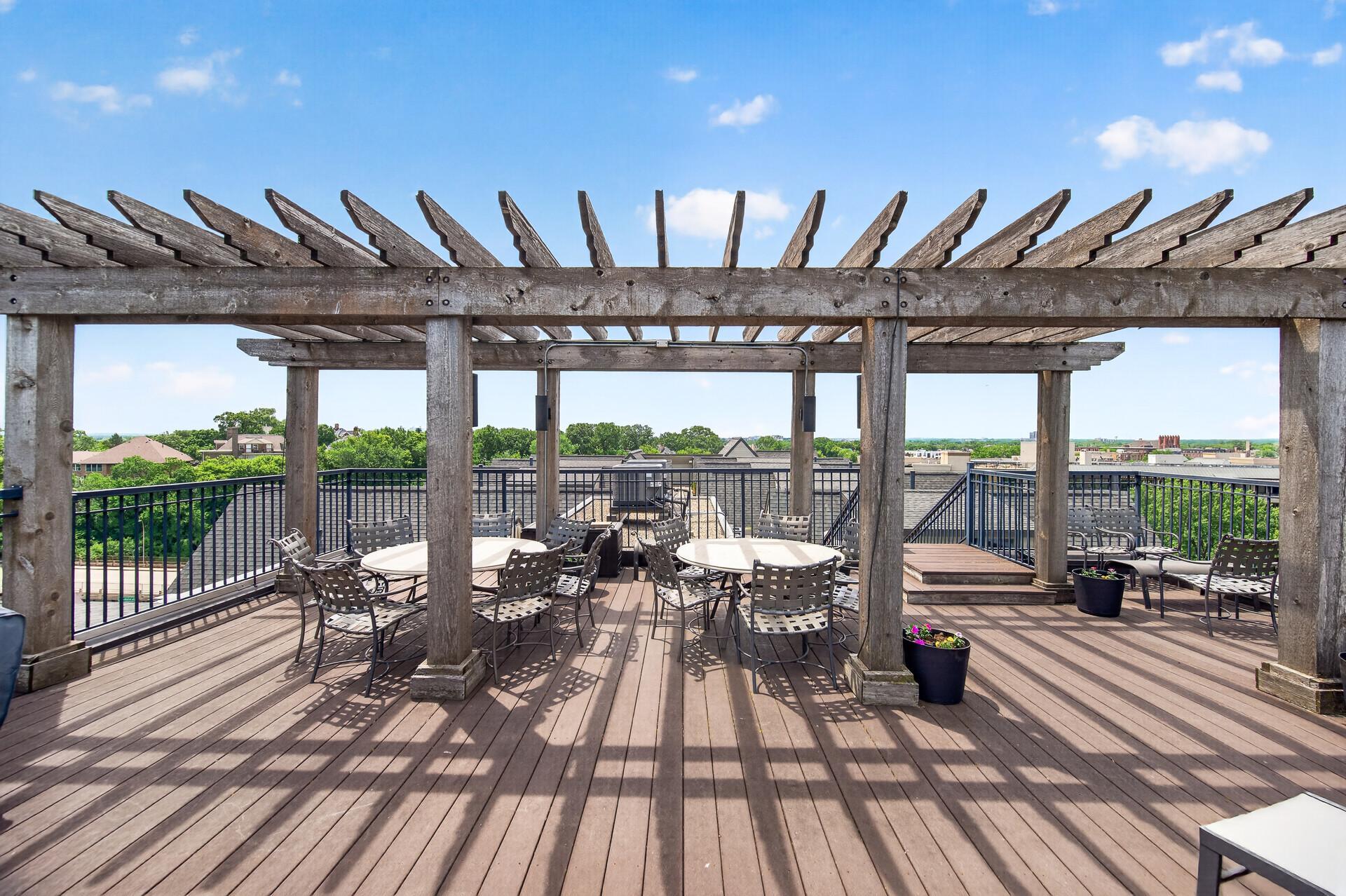 View of Residential at 301 Clifton Avenue #1A, Minneapolis MN 55403, Minneapolis (33 of 39) - Mike Wilen | Minnesota Team Real Estate
